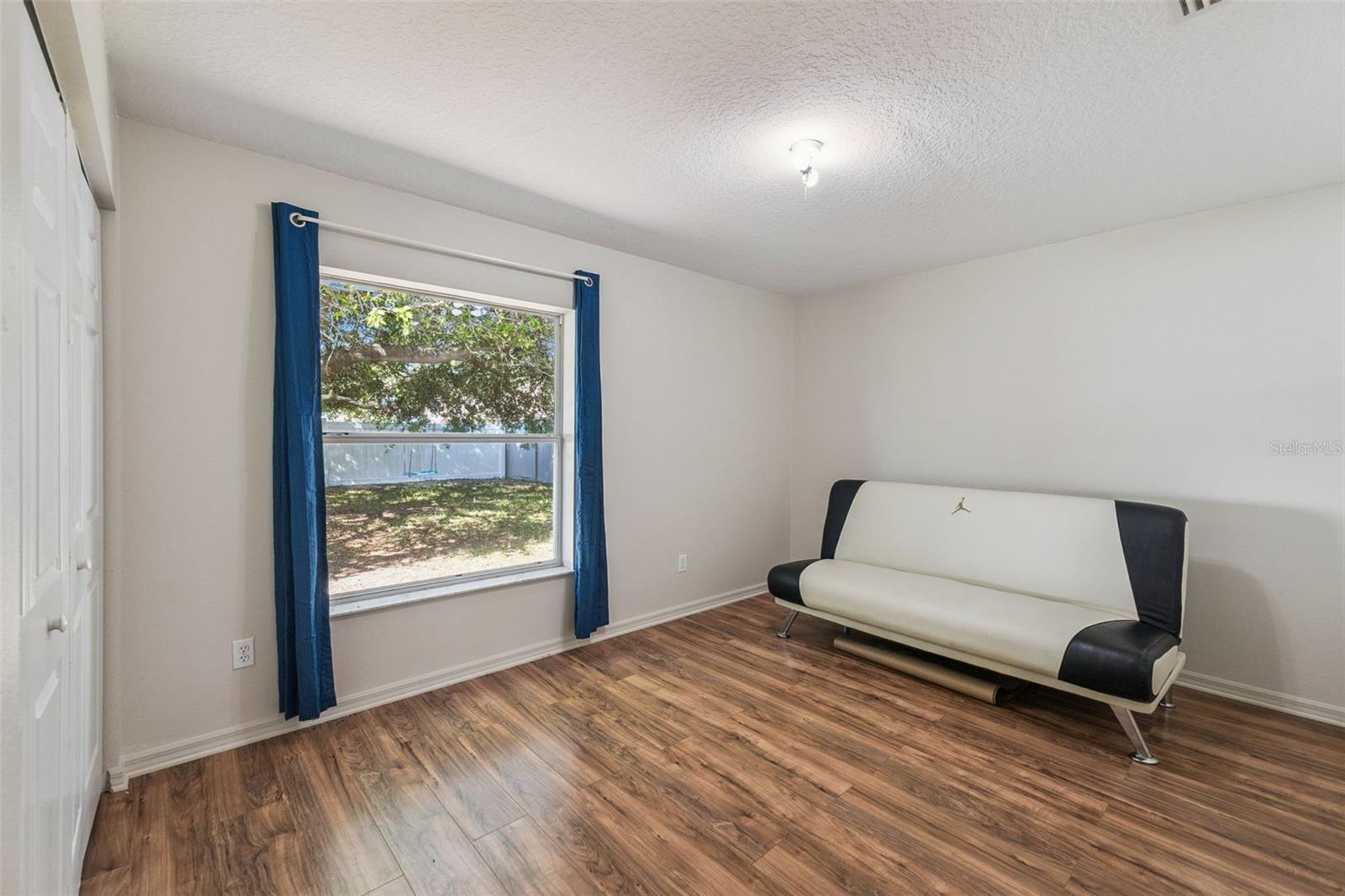 37 LINDSAY DR, PALM COAST, FL, 32137