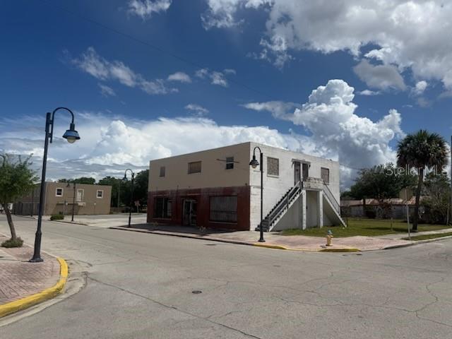 351 LINCOLN AVE, LAKE WALES, FL, 33853