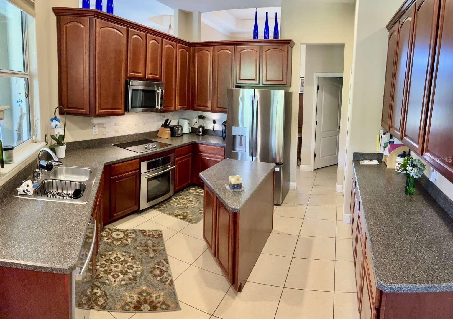 16325 MAGNOLIA BLUFF DR, MONTVERDE, FL, 34756