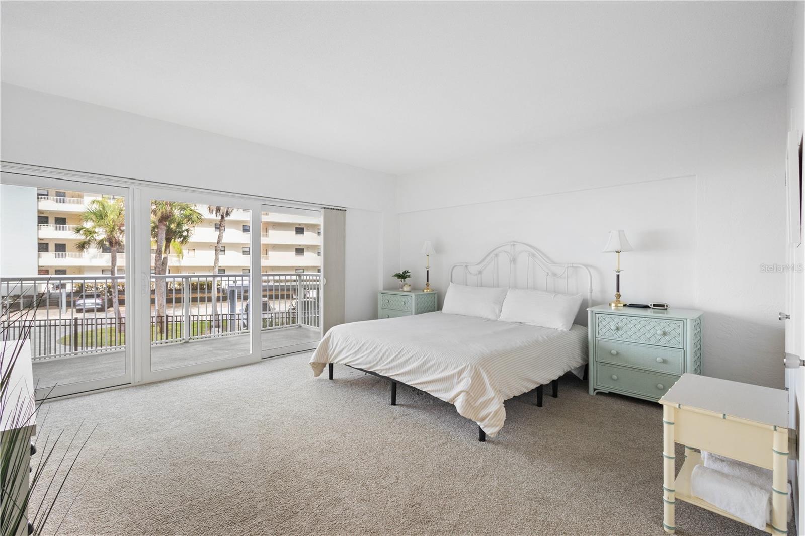 5830 MIDNIGHT PASS RD #T22, SARASOTA, FL, 34242