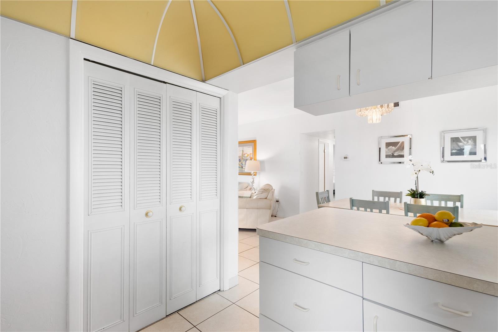 5830 MIDNIGHT PASS RD #T22, SARASOTA, FL, 34242