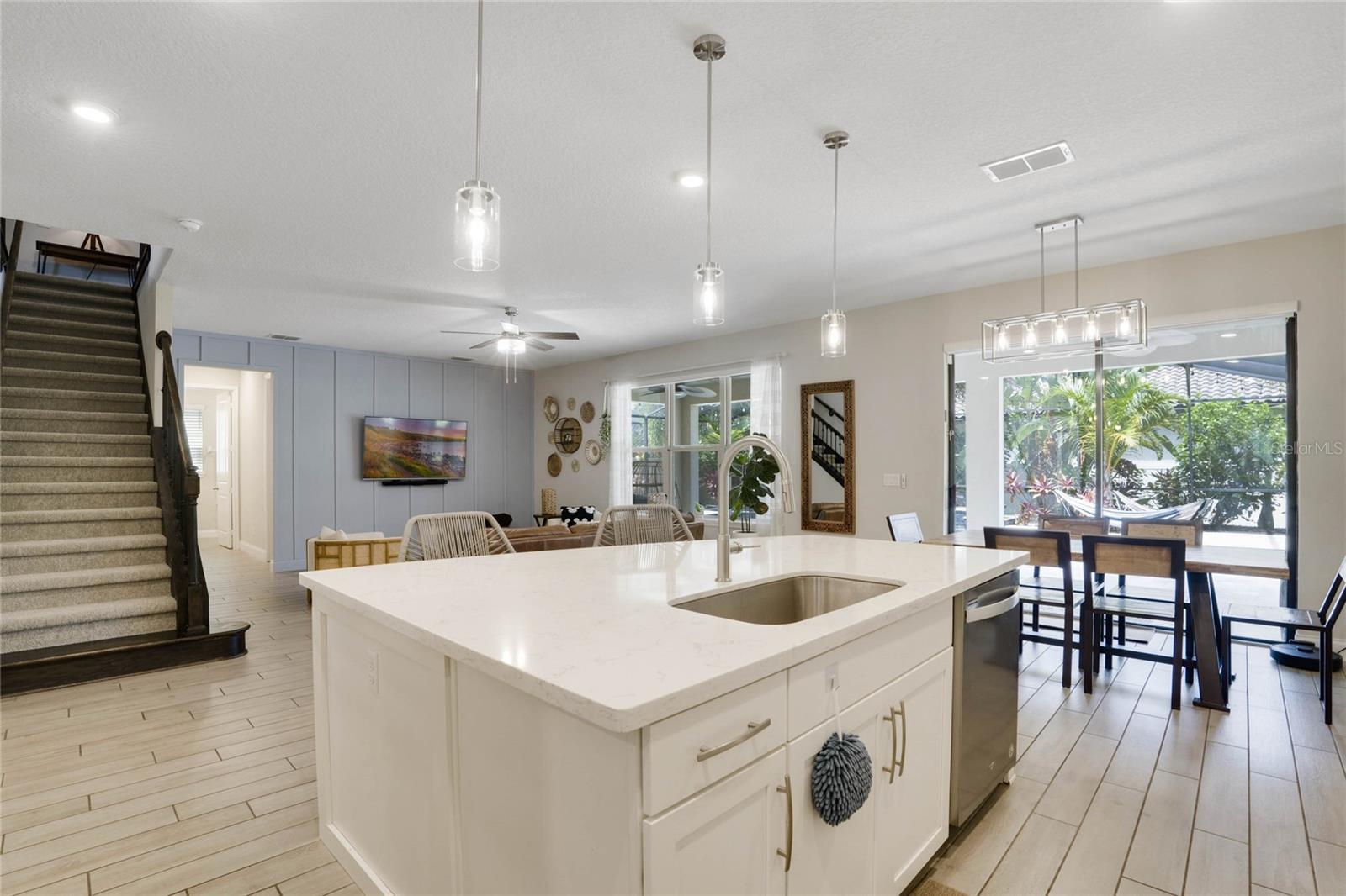 8414 VIVARO ISLE WAY, WINDERMERE, FL, 34786