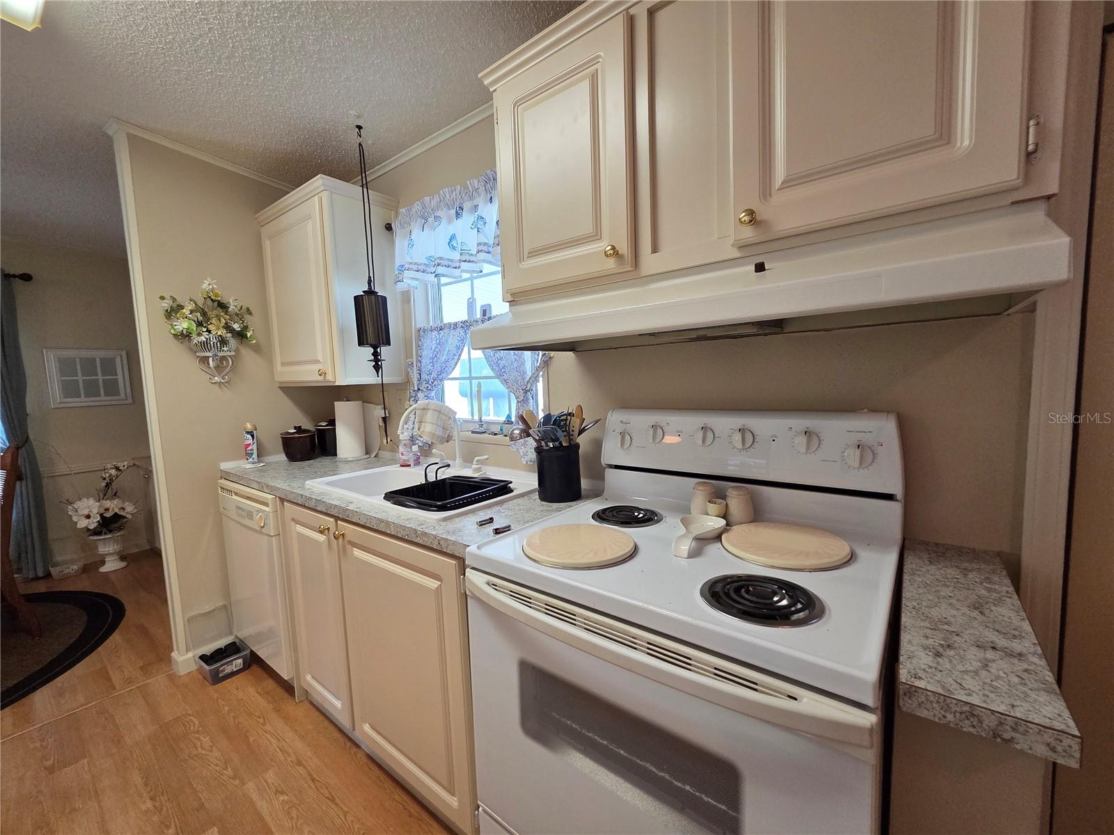 4157 71ST LN N #14, ST PETERSBURG, FL, 33709
