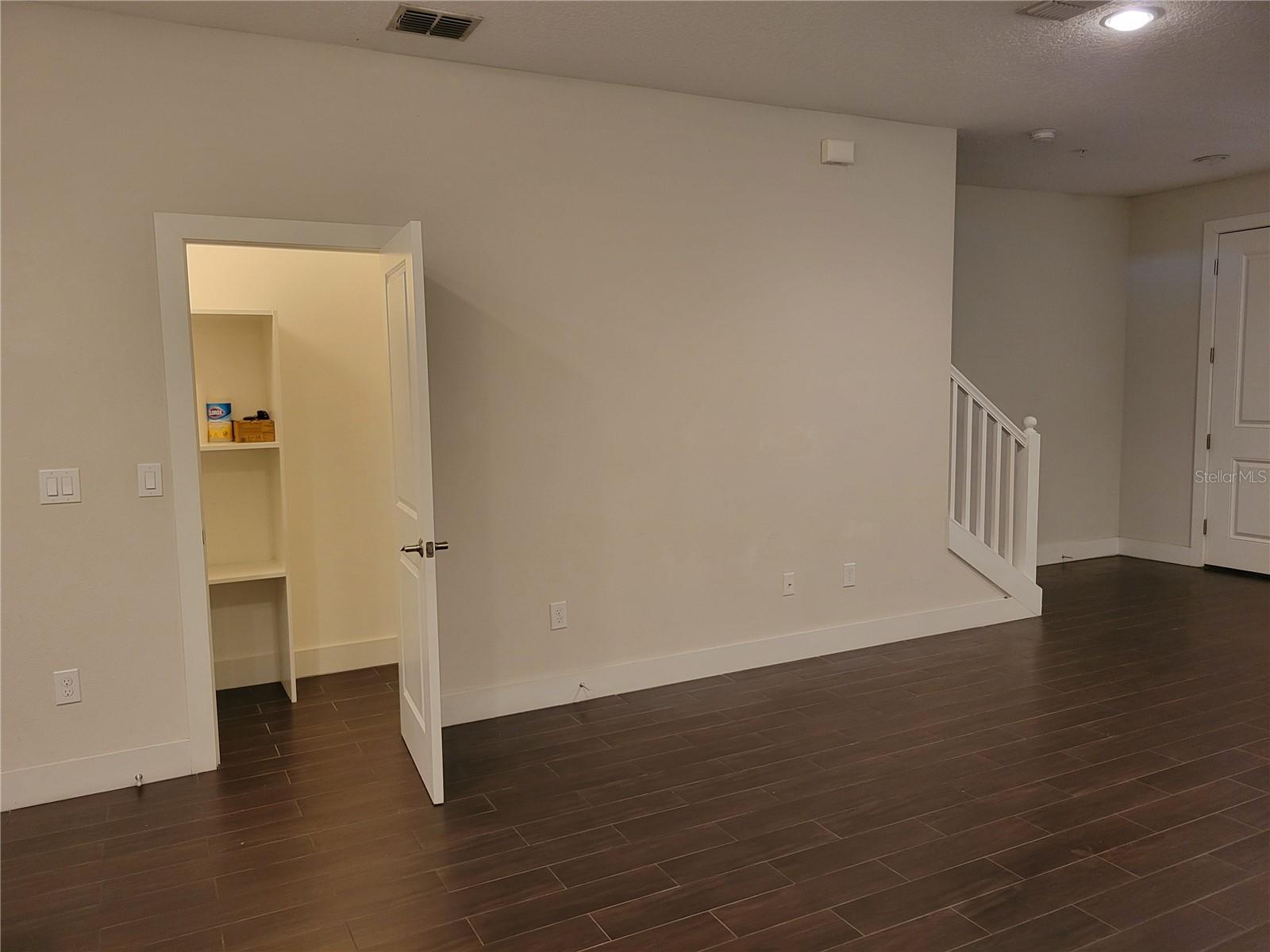 1212 S BUMBY AVE, ORLANDO, FL, 32806