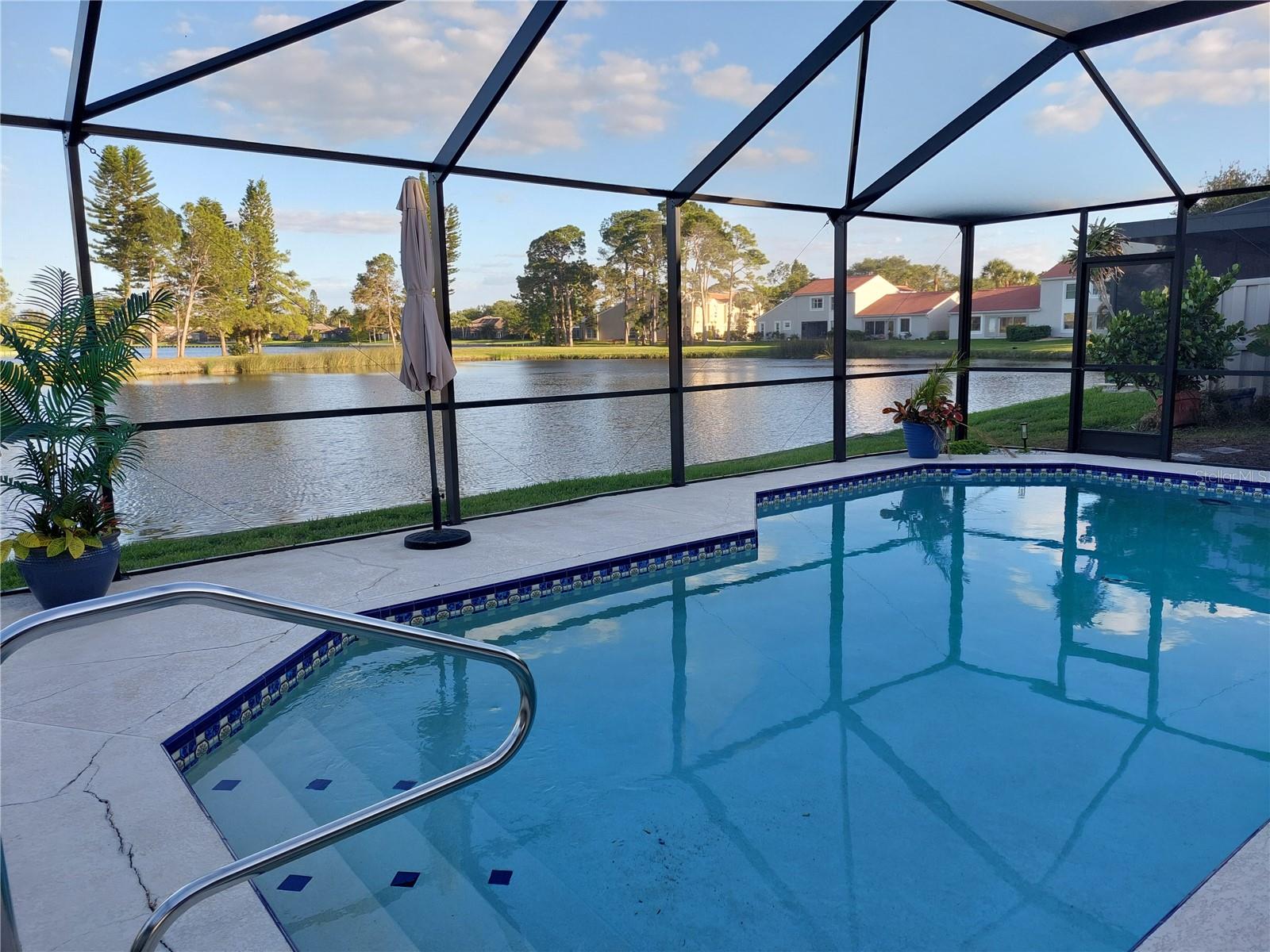 525 MORENO CIR NE, ST PETERSBURG, FL, 33703