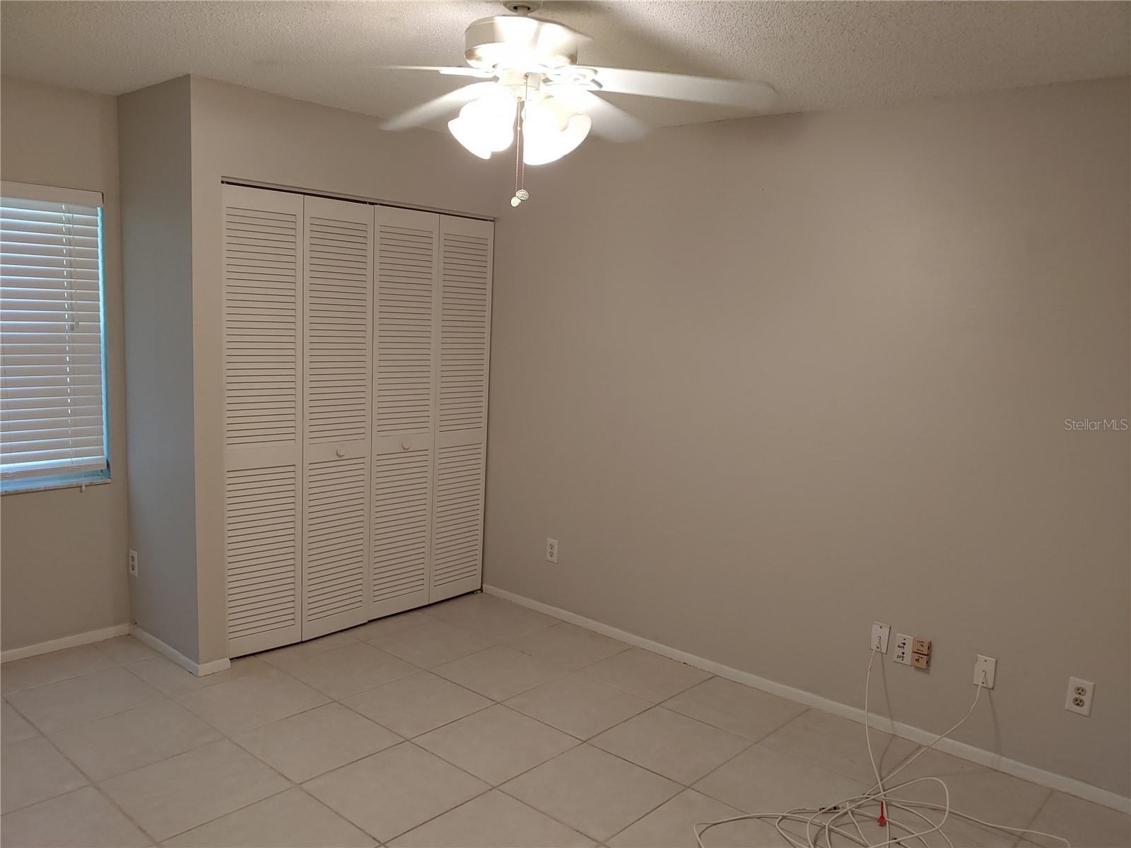 525 MORENO CIR NE, ST PETERSBURG, FL, 33703