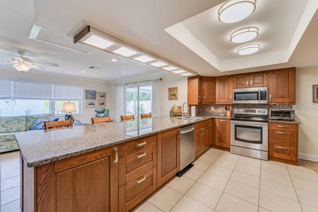 13940 JOYCE DR, LARGO, FL, 33774