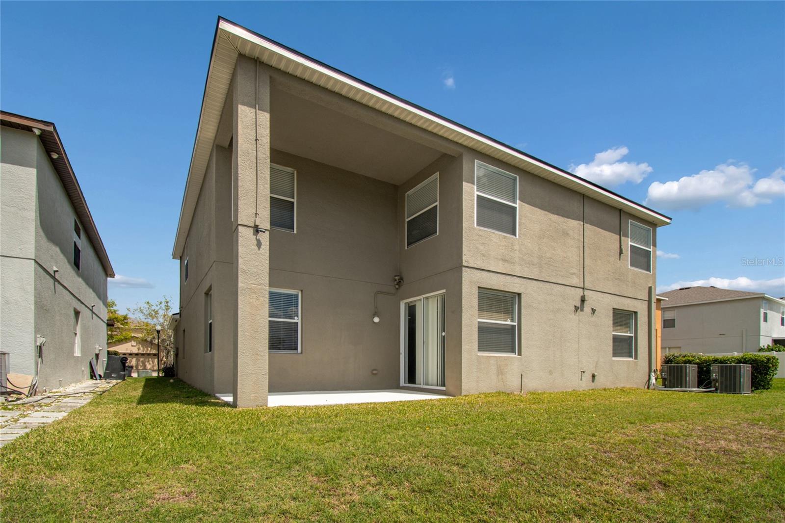 8840 CAMERON CREST DR, TAMPA, FL, 33626