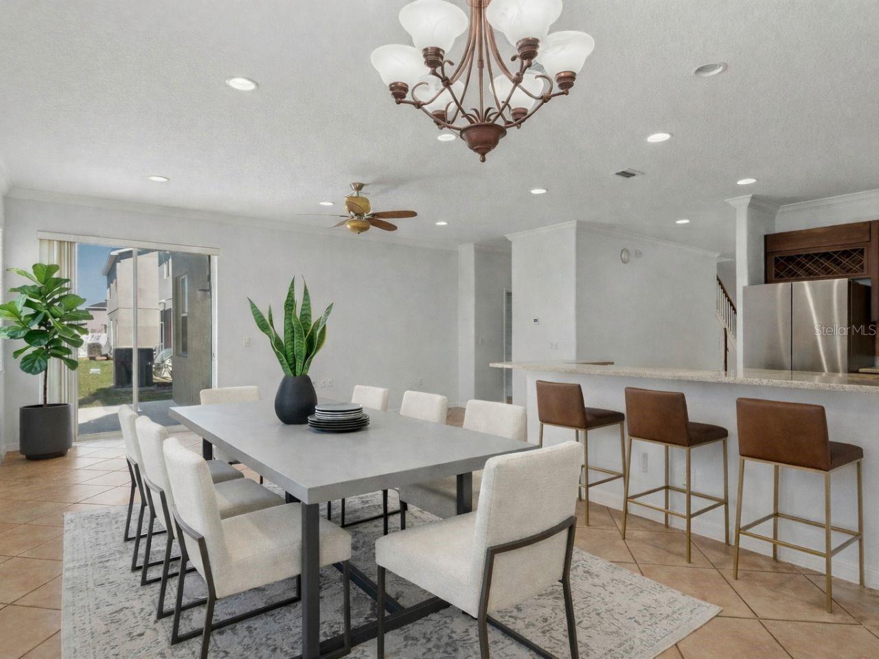 8840 CAMERON CREST DR, TAMPA, FL, 33626