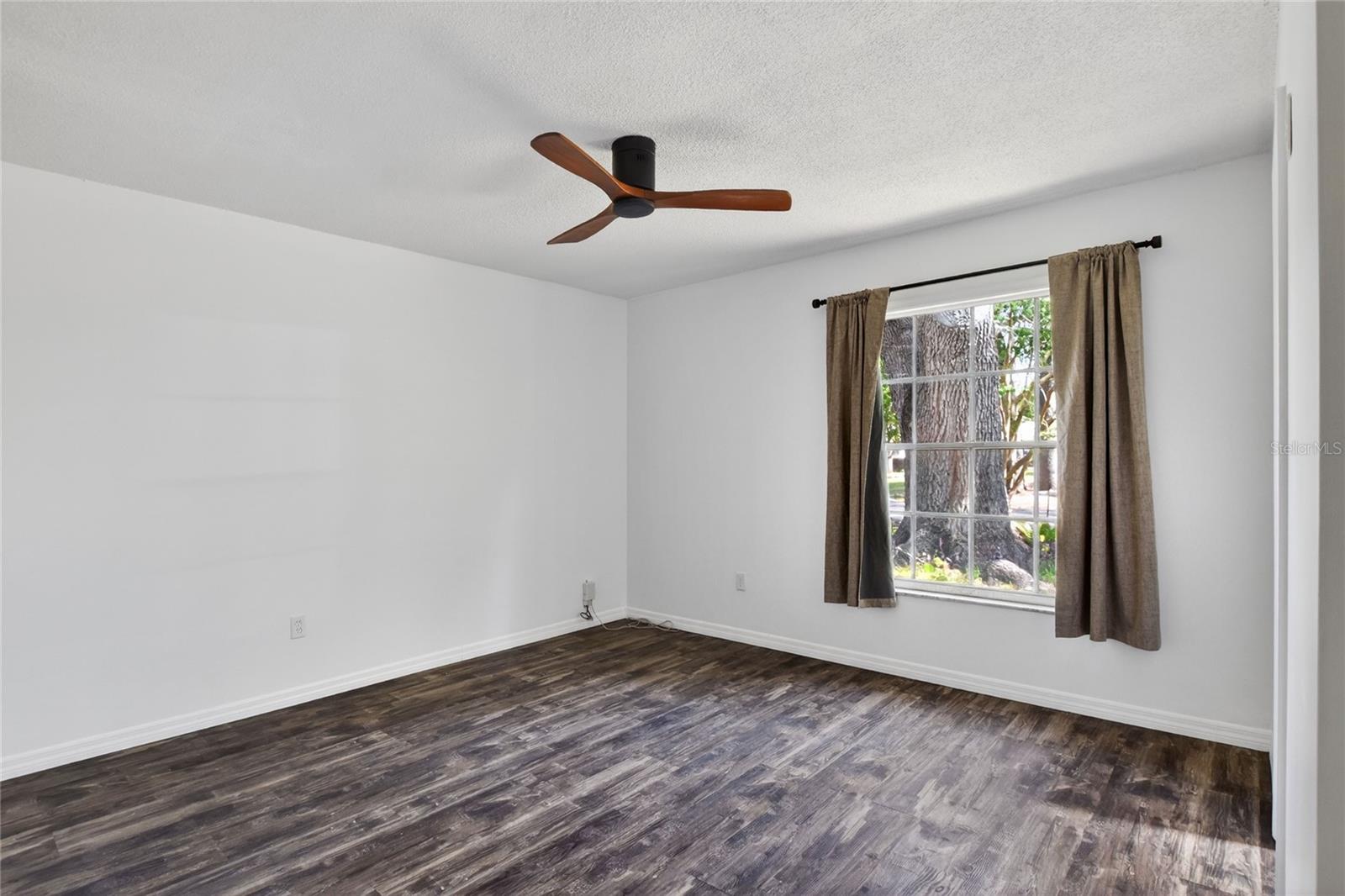 205 LENTZ RD, BRANDON, FL, 33510