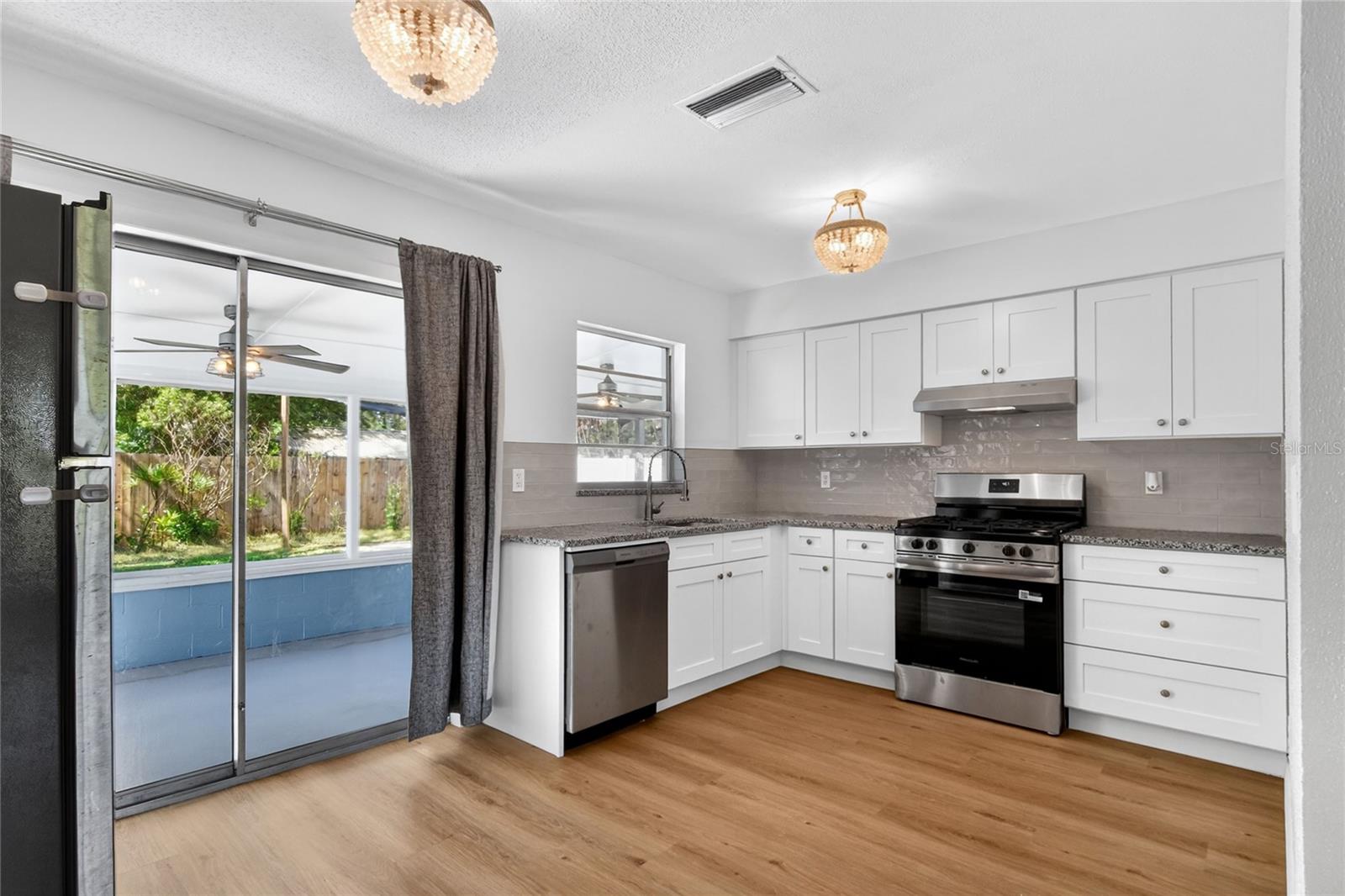 205 LENTZ RD, BRANDON, FL, 33510