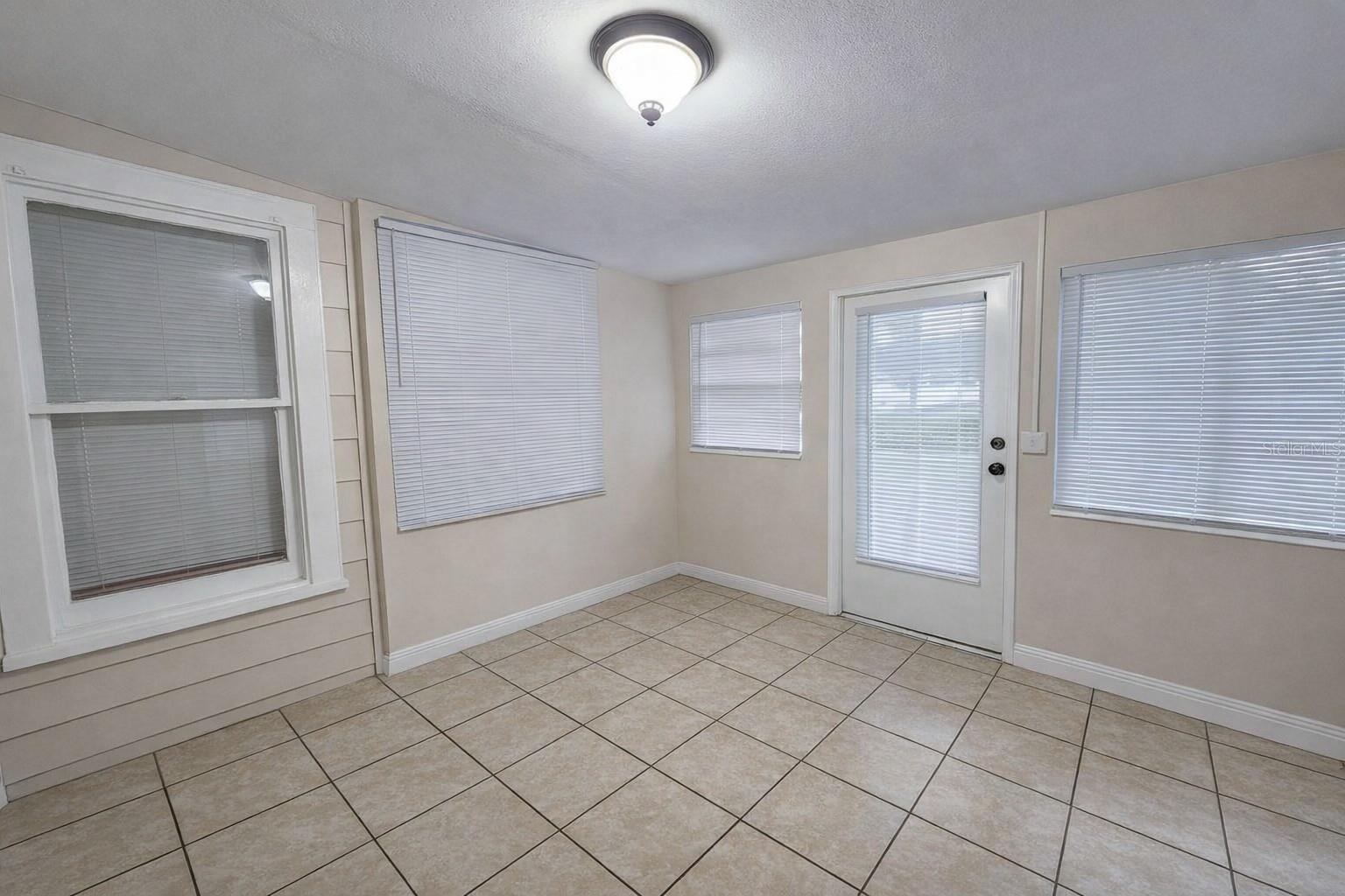 231 AVENUE A NE, WINTER HAVEN, FL, 33881