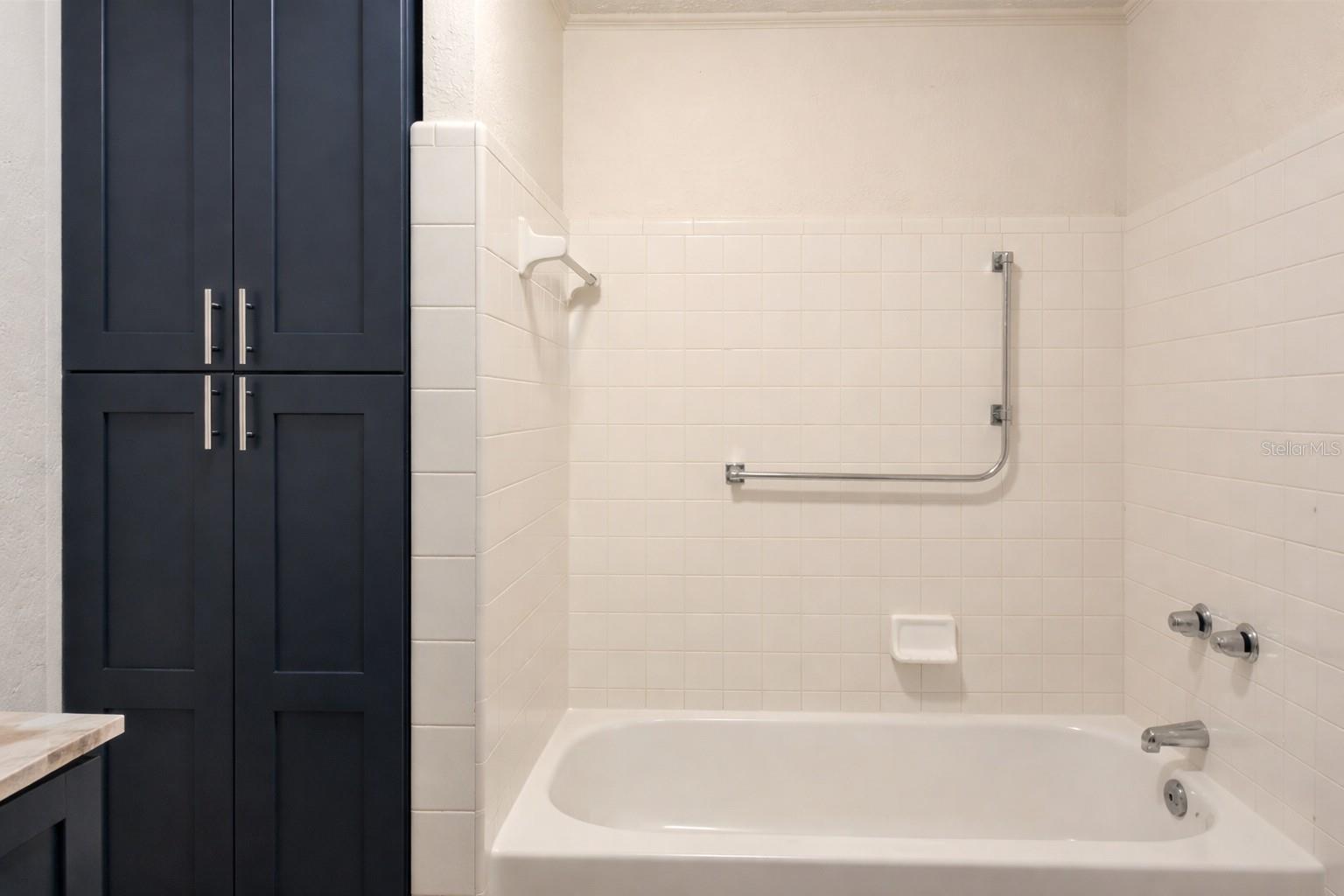 231 AVENUE A NE, WINTER HAVEN, FL, 33881