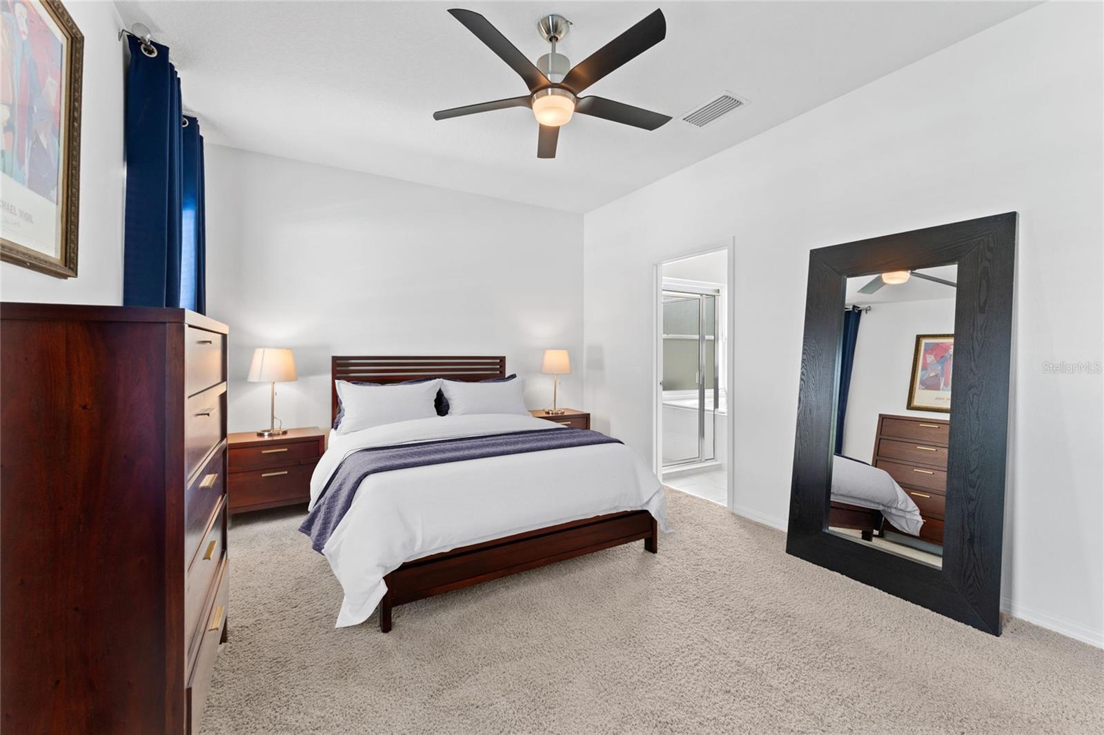 1020 KELLOGG DR, TAVARES, FL, 32778