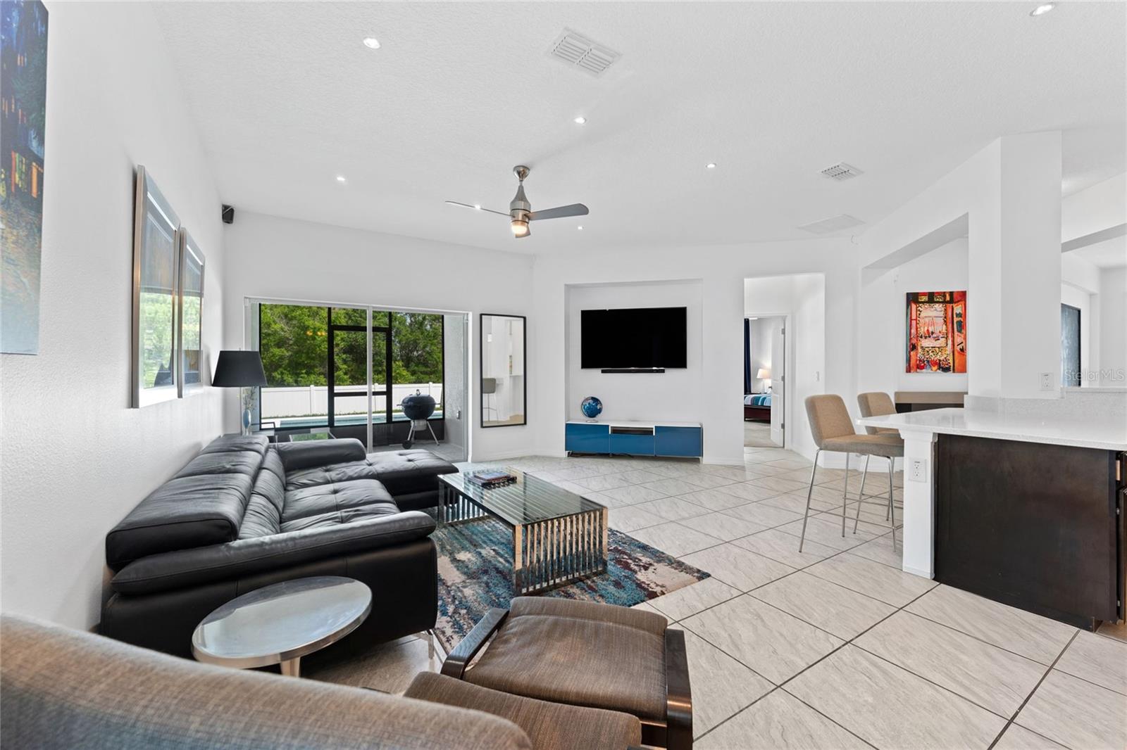 1020 KELLOGG DR, TAVARES, FL, 32778