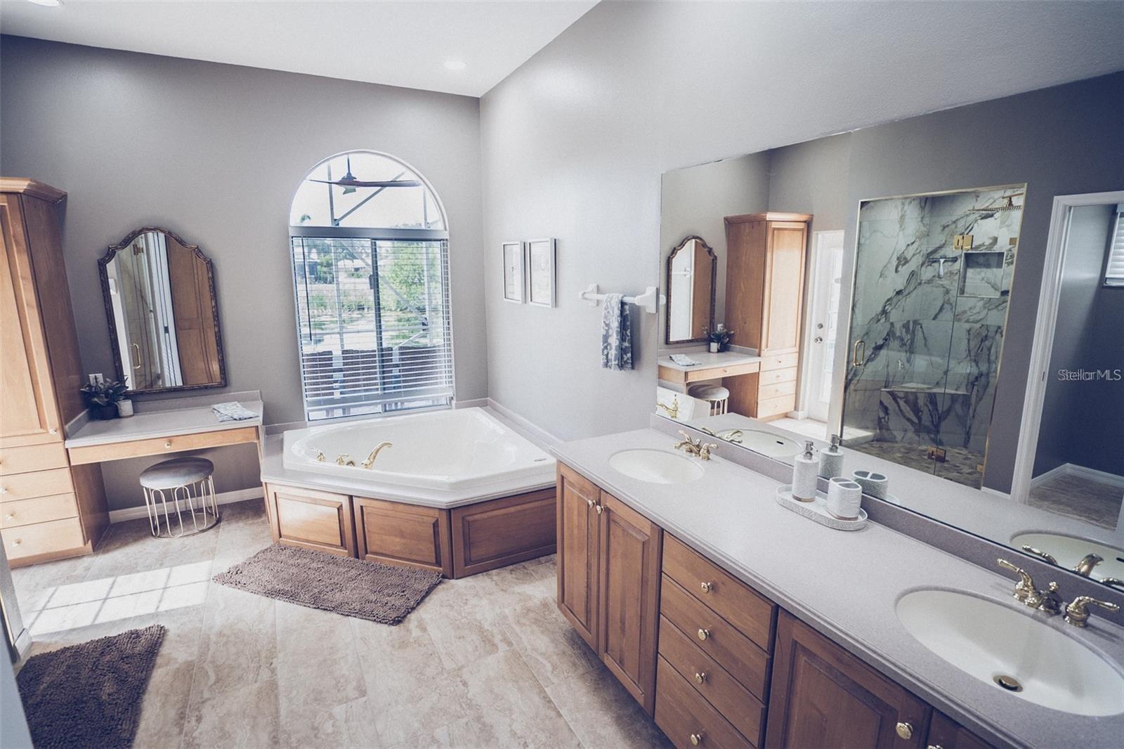 8344 9TH AVENUE TER NW, BRADENTON, FL, 34209