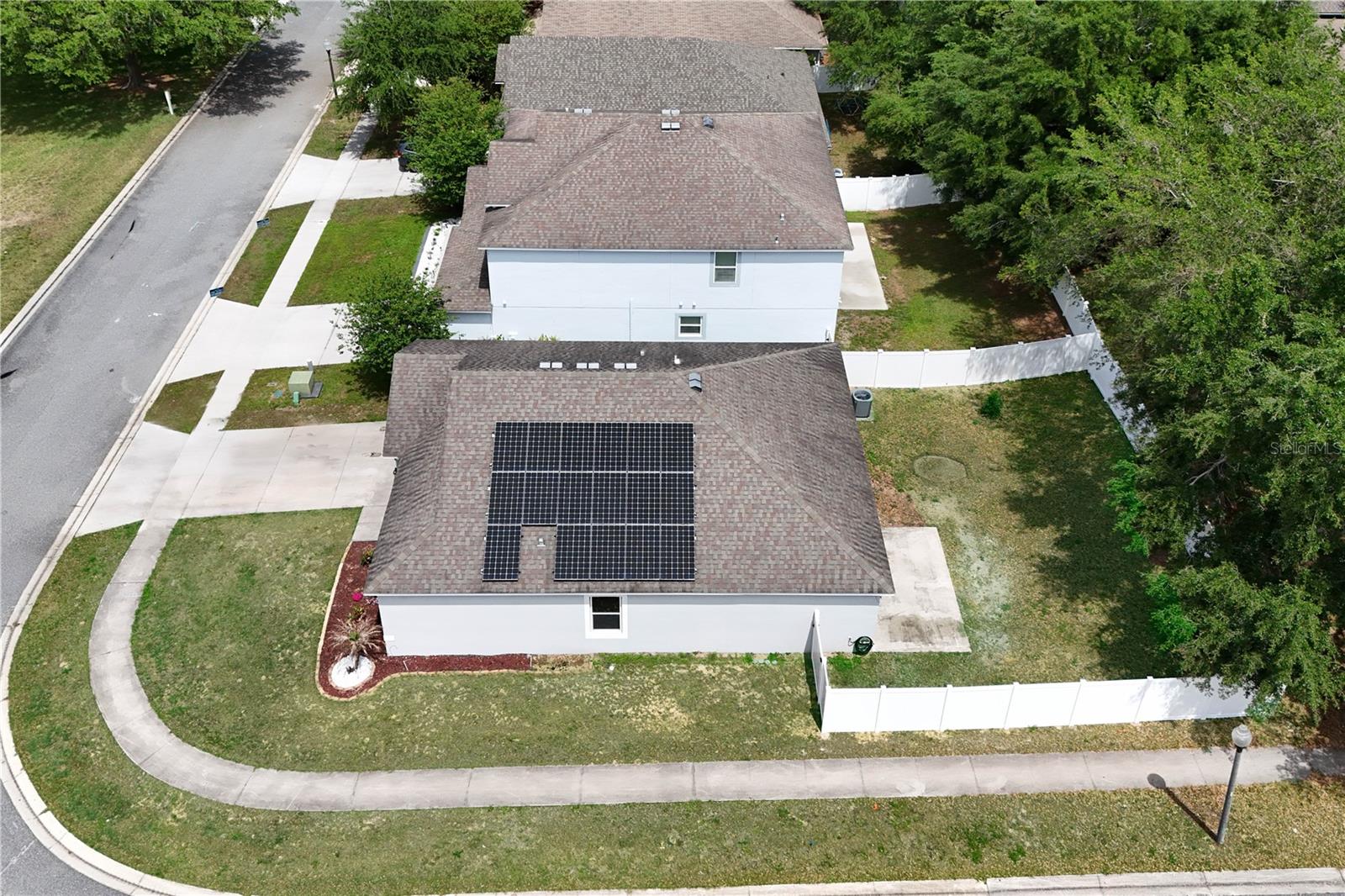 2454 NORWOOD PL, TAVARES, FL, 32778