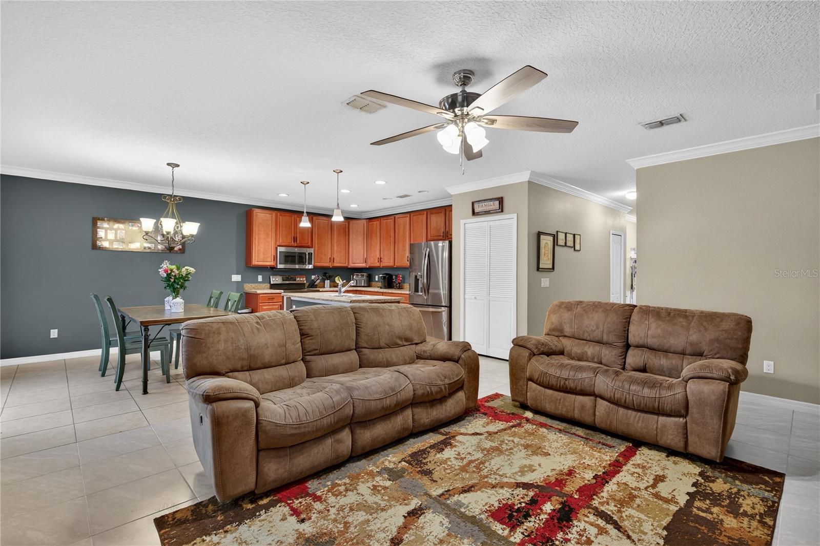 2454 NORWOOD PL, TAVARES, FL, 32778