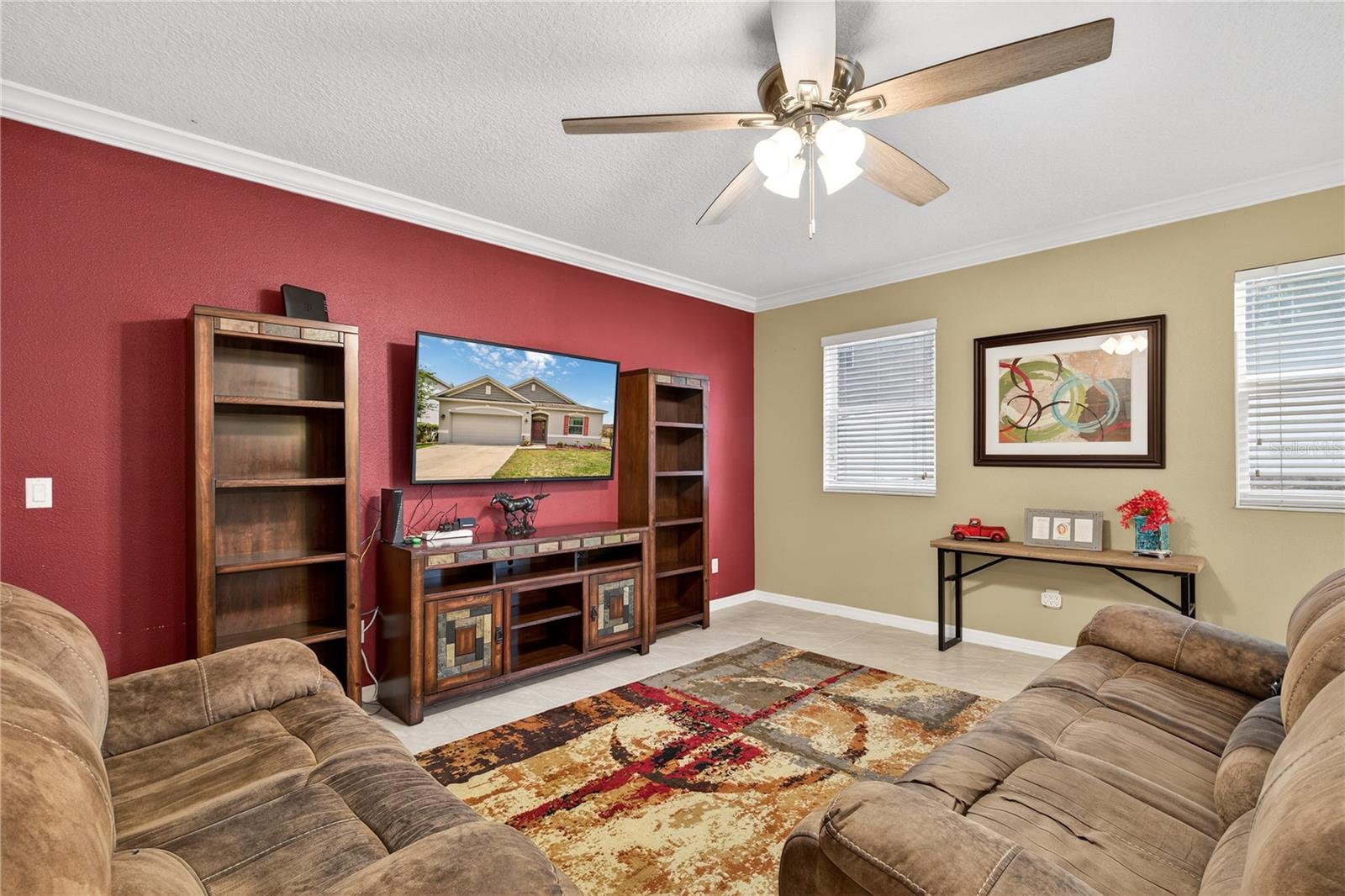 2454 NORWOOD PL, TAVARES, FL, 32778