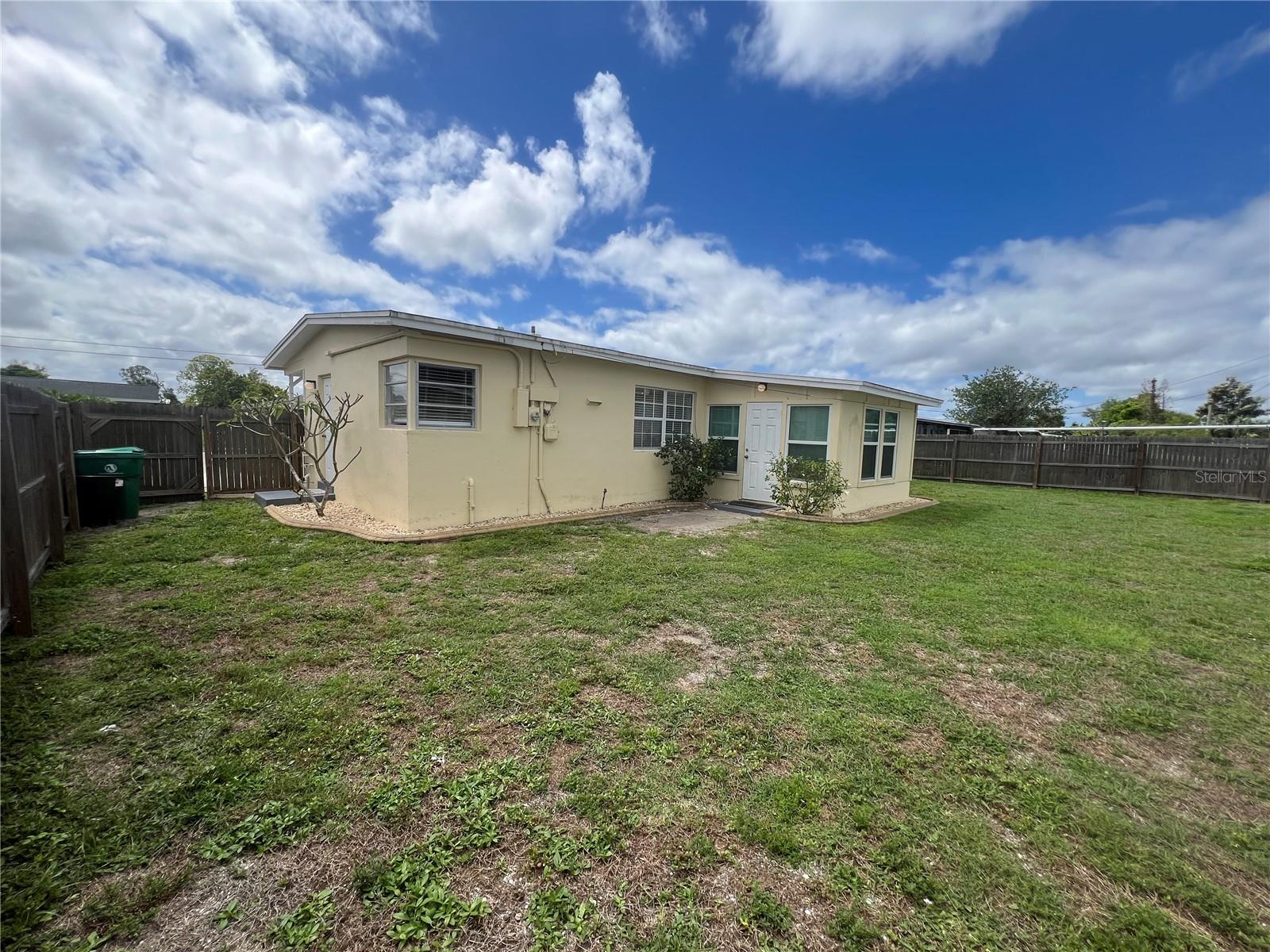 2377 STARLITE LN, PORT CHARLOTTE, FL, 33952