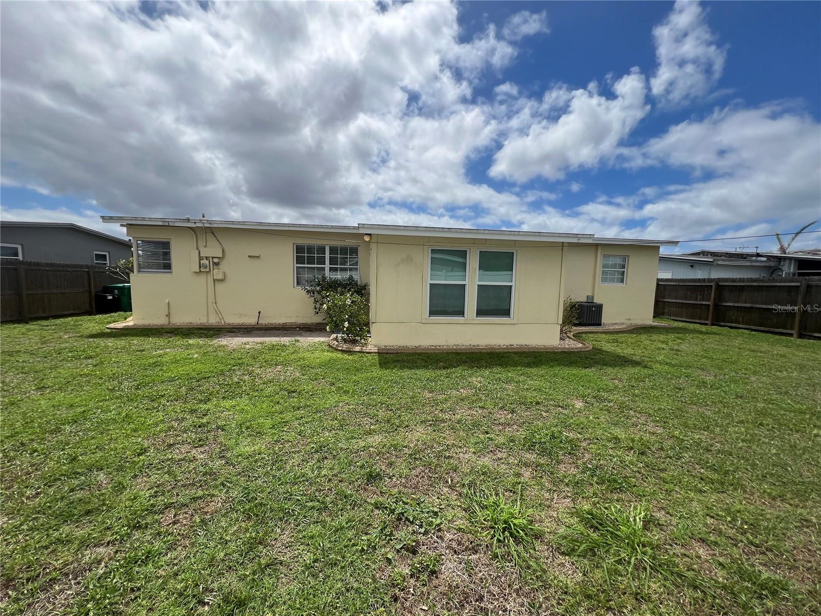 2377 STARLITE LN, PORT CHARLOTTE, FL, 33952