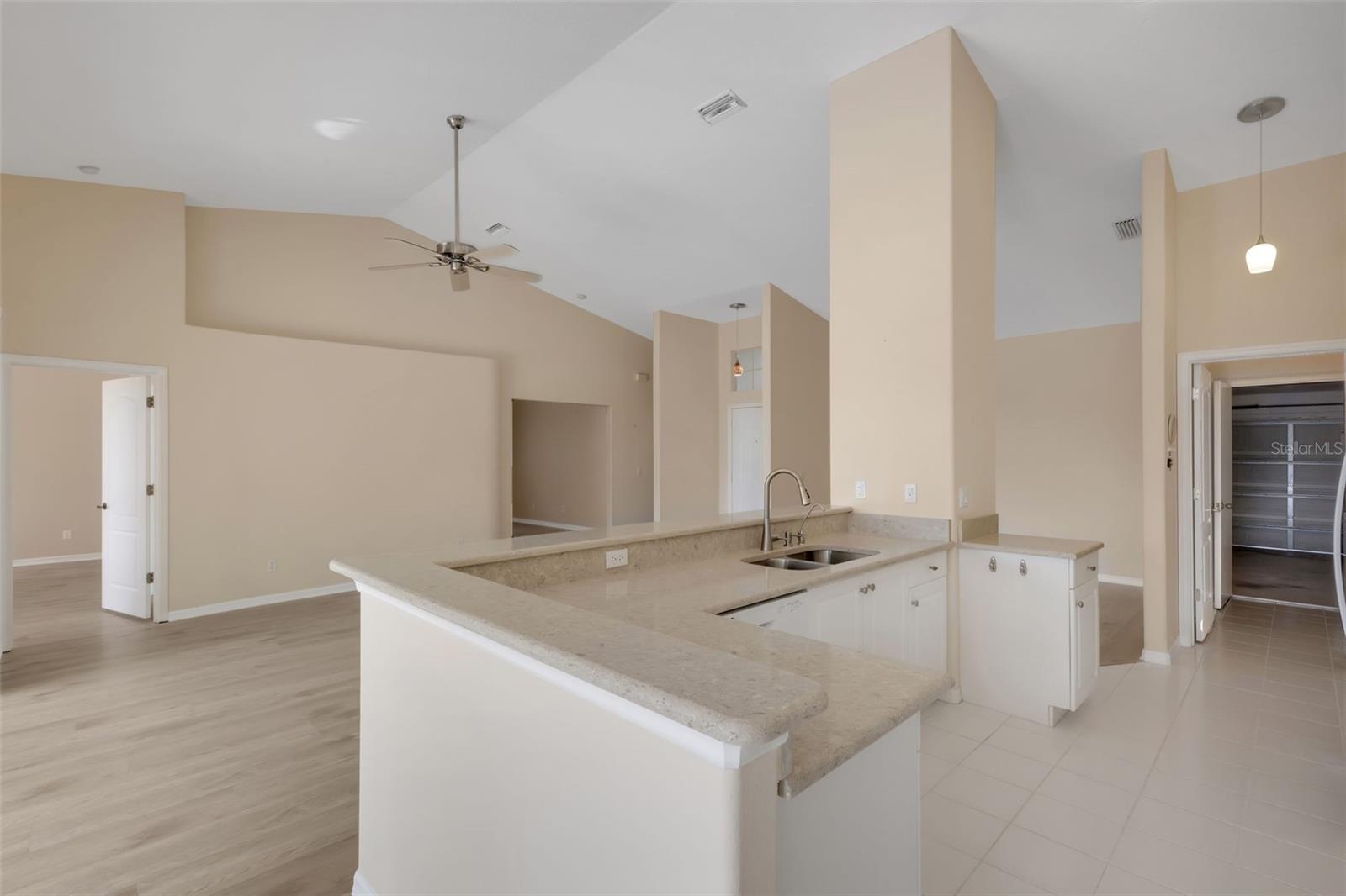 8976 WHITEMARSH AVE, SARASOTA, FL, 34238