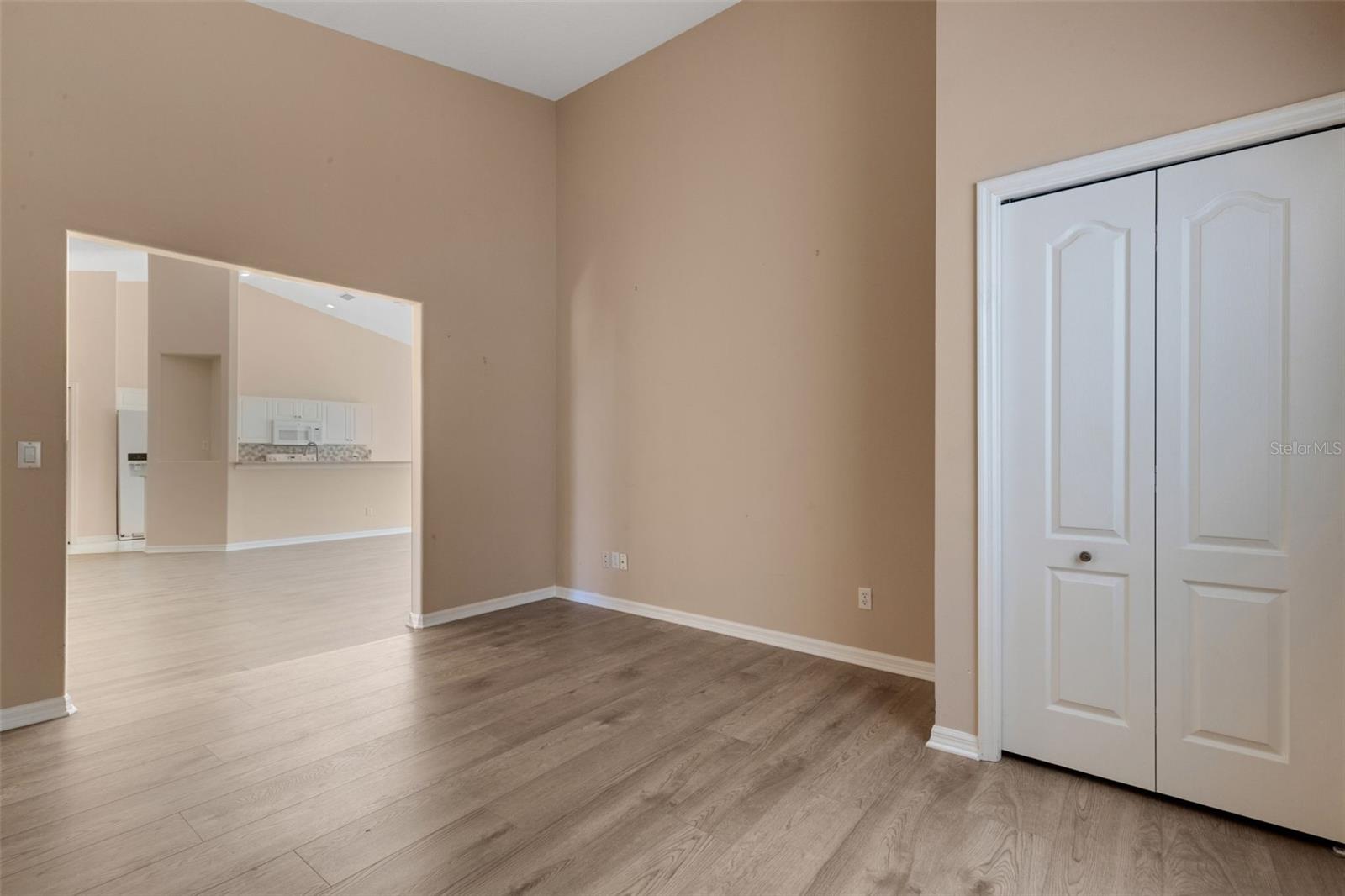 8976 WHITEMARSH AVE, SARASOTA, FL, 34238