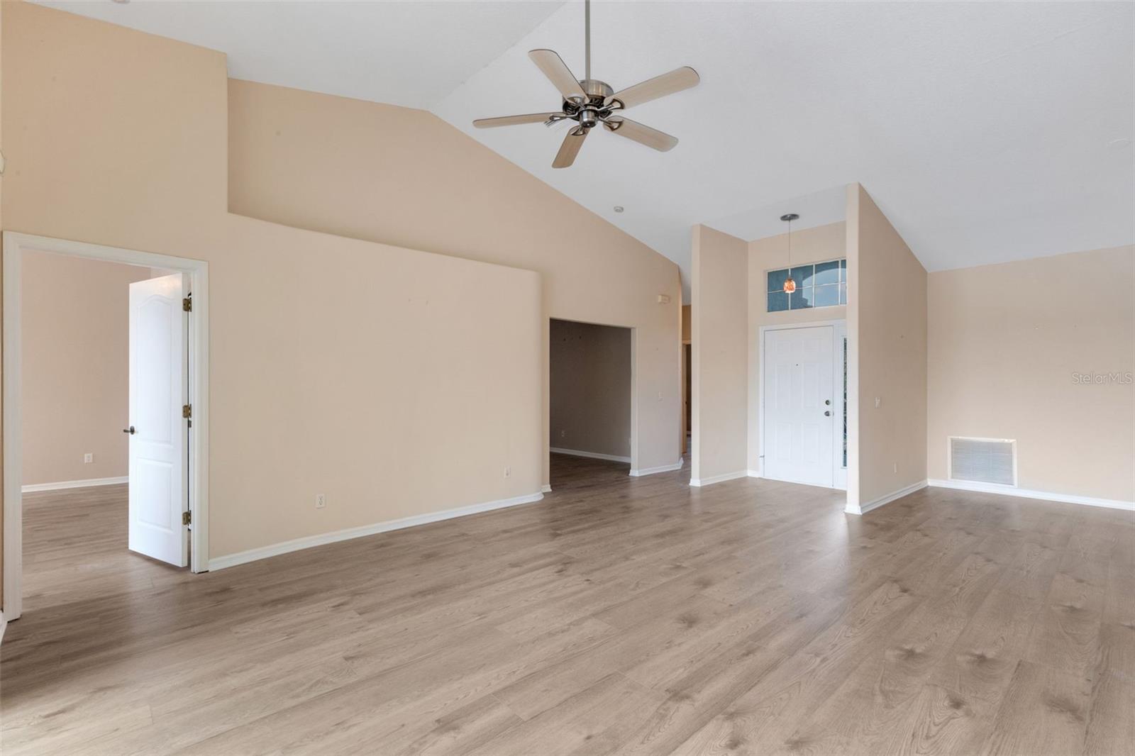 8976 WHITEMARSH AVE, SARASOTA, FL, 34238