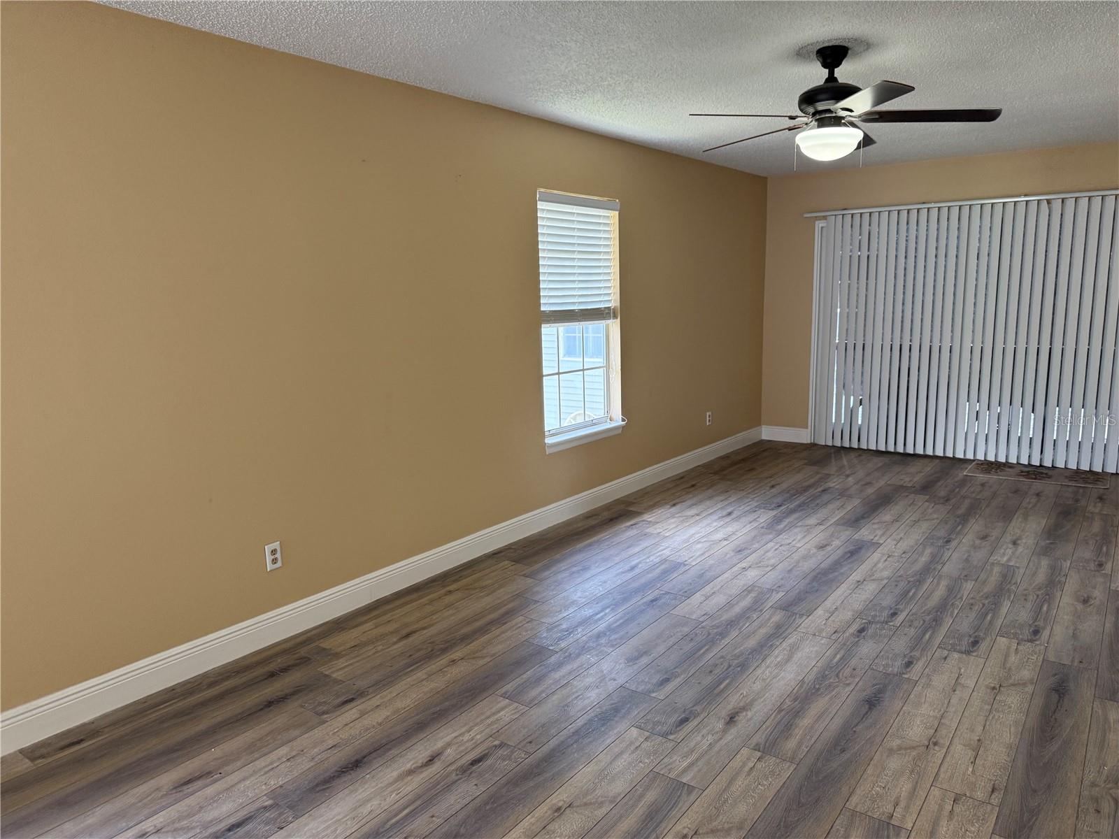 313 DIRKSEN DR #4, DEBARY, FL, 32713