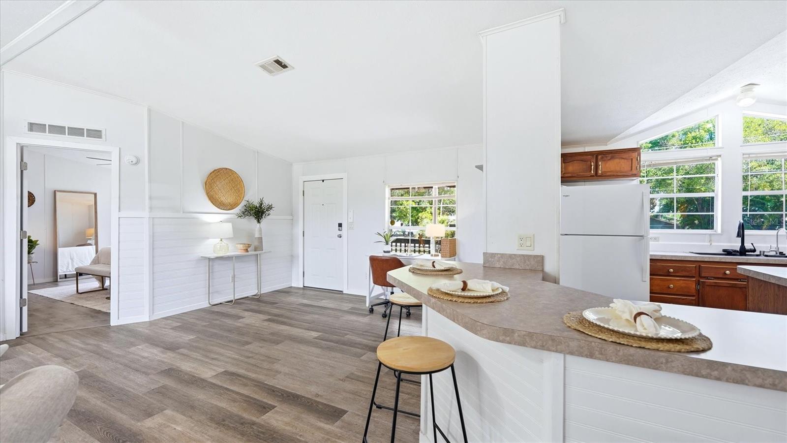 6125 SHIRLEY AVE, GIBSONTON, FL, 33534