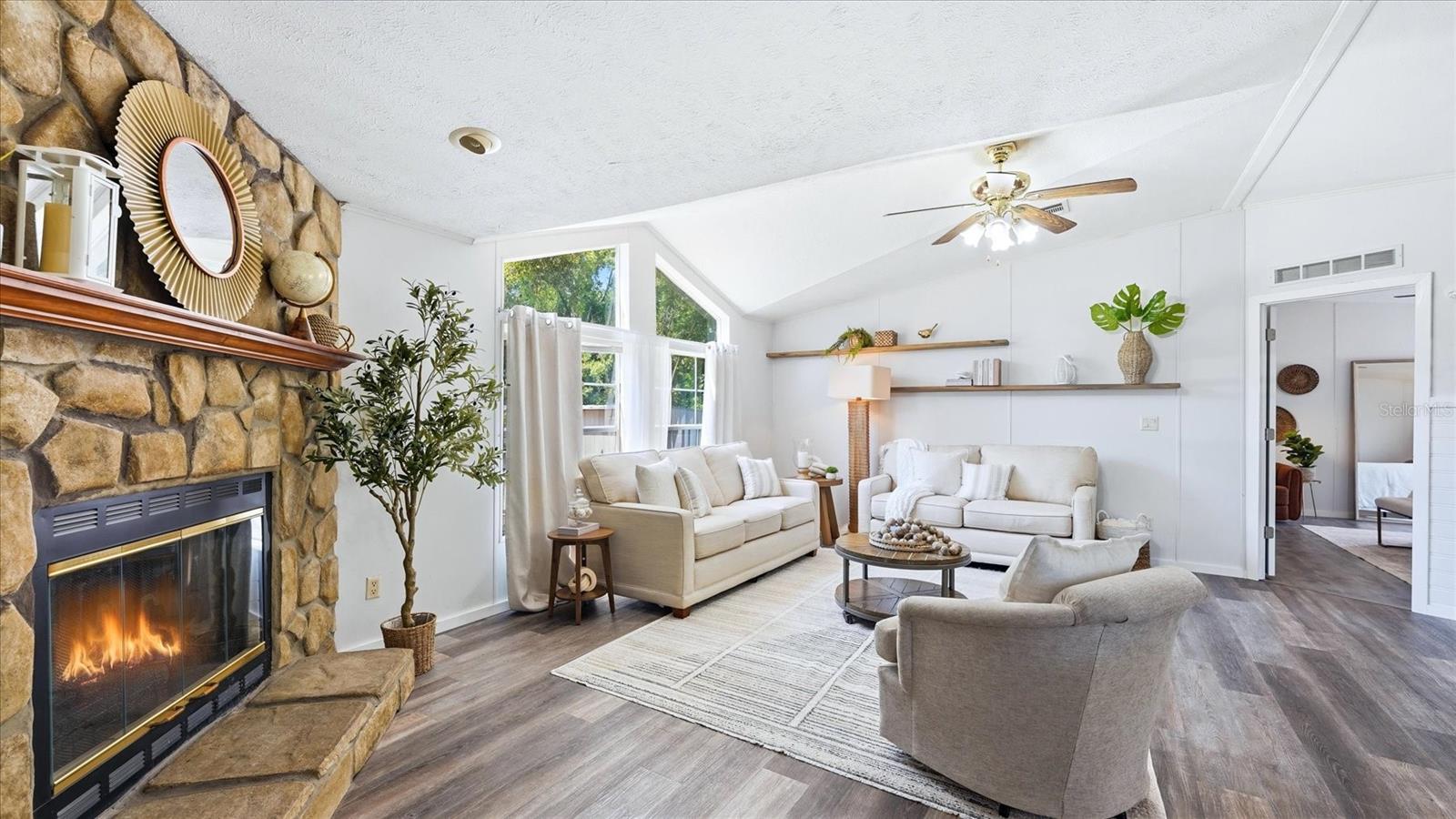 6125 SHIRLEY AVE, GIBSONTON, FL, 33534