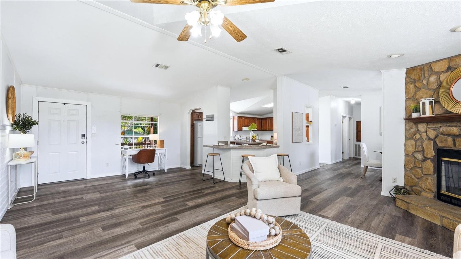 6125 SHIRLEY AVE, GIBSONTON, FL, 33534