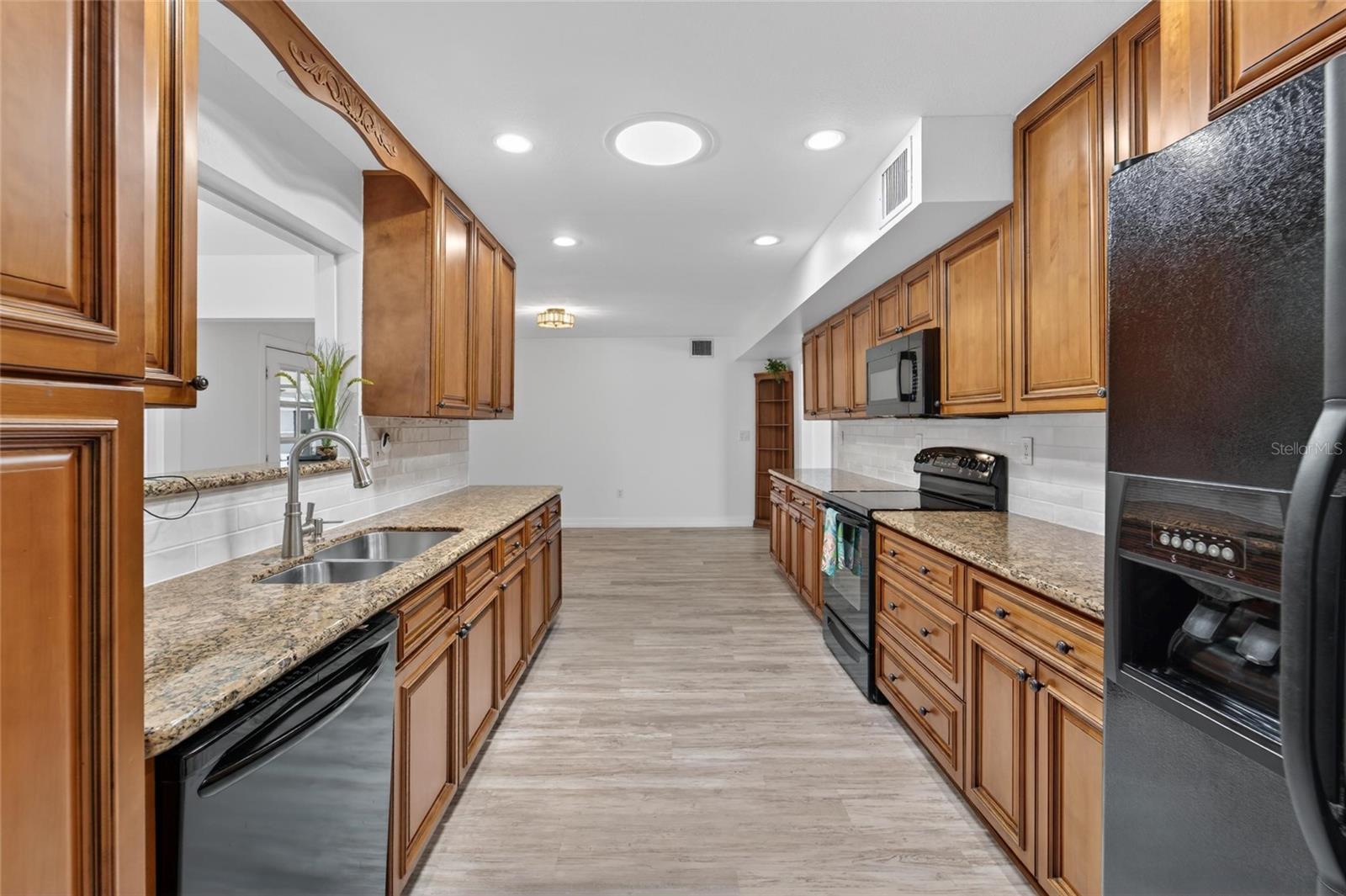 1810 MILFORD CIR, SUN CITY CENTER, FL, 33573