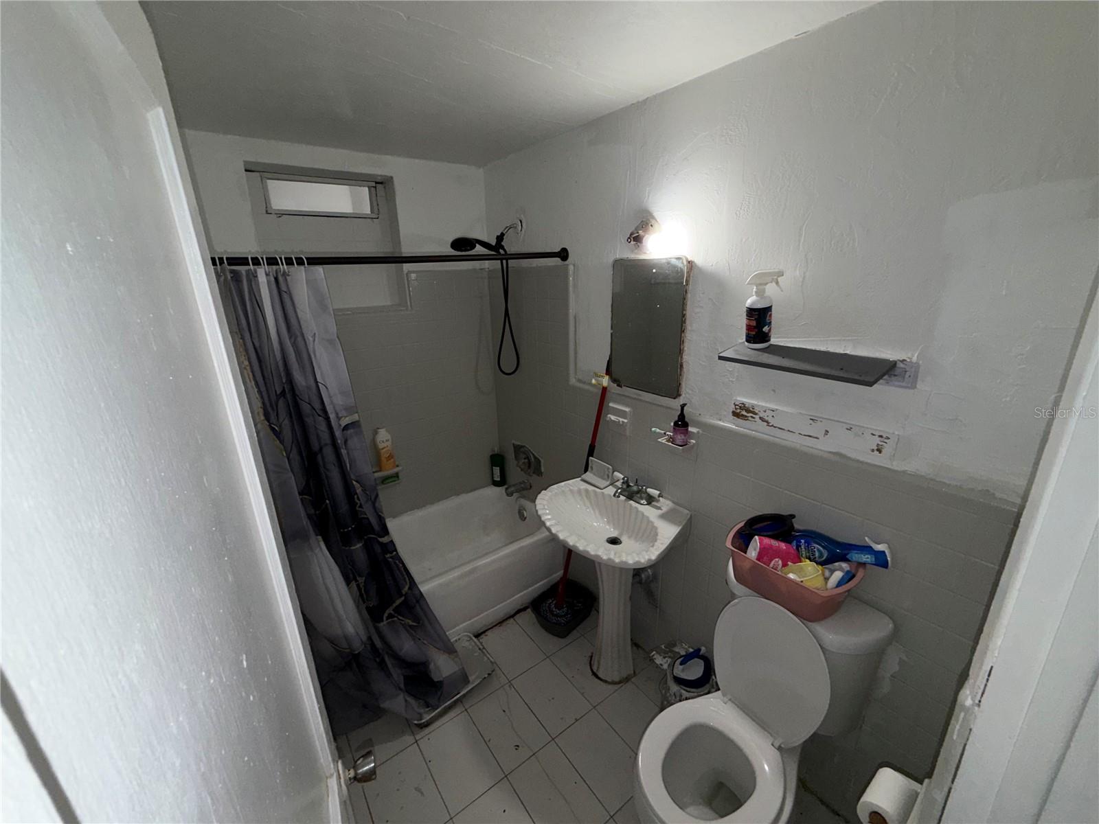 73 LUDLAM DR, MIAMI SPRINGS, FL, 33166