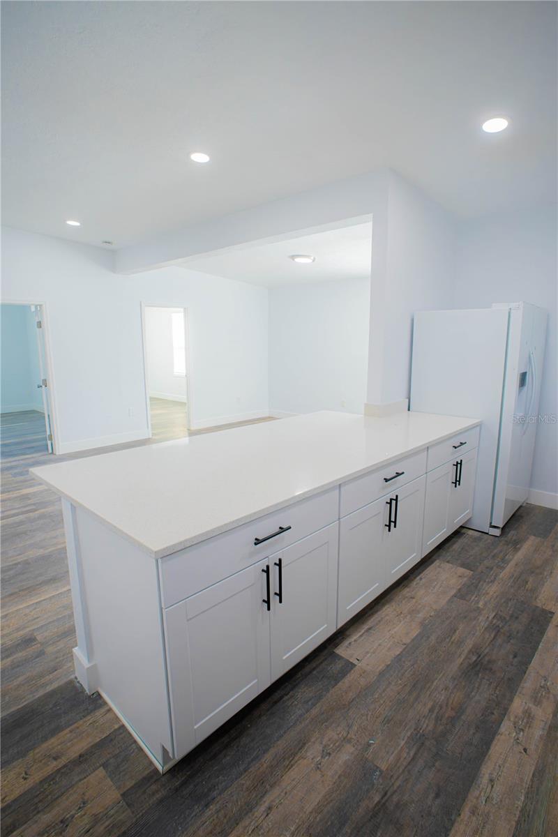 2144 HARBOR BLVD, PORT CHARLOTTE, FL, 33952