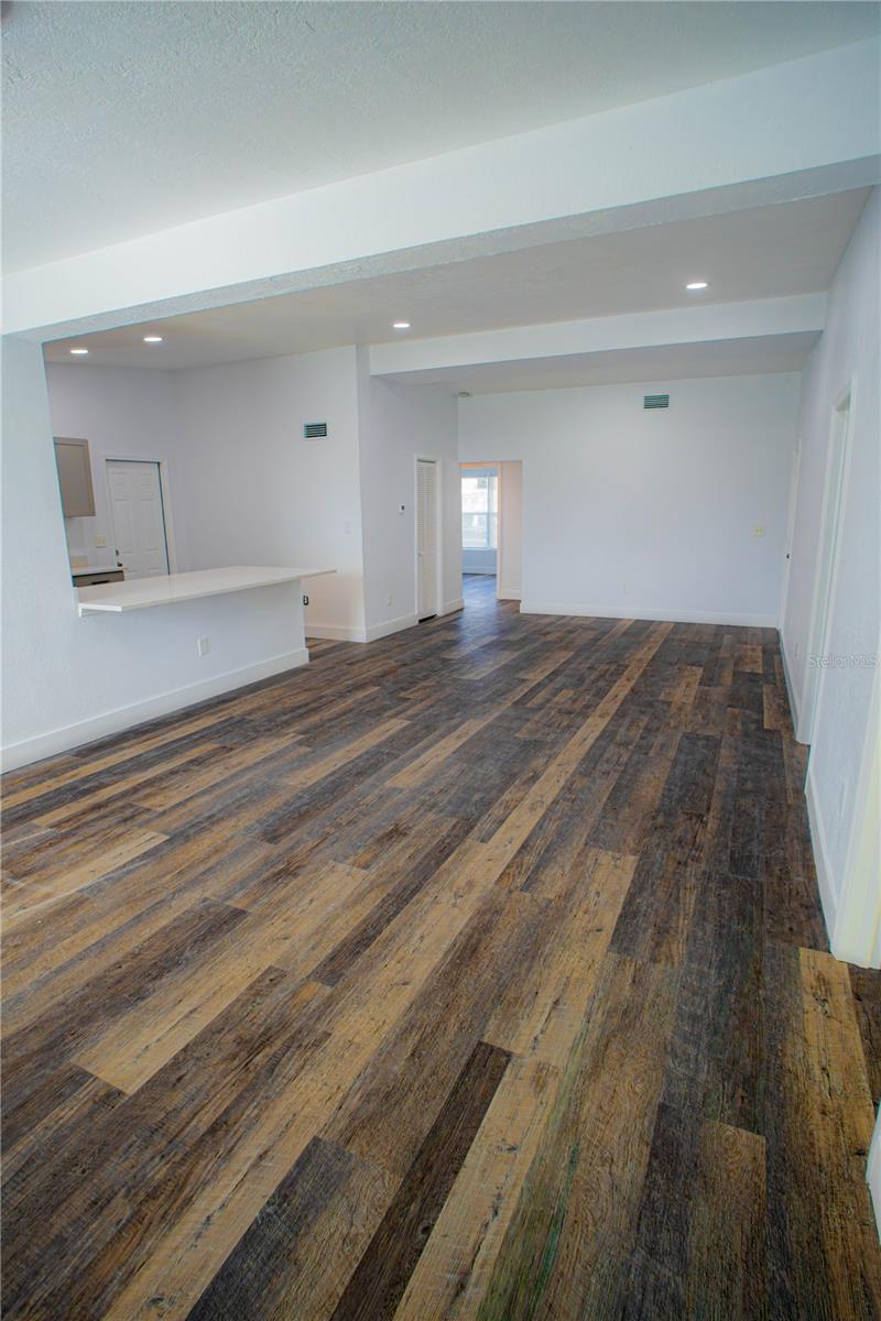 2144 HARBOR BLVD, PORT CHARLOTTE, FL, 33952