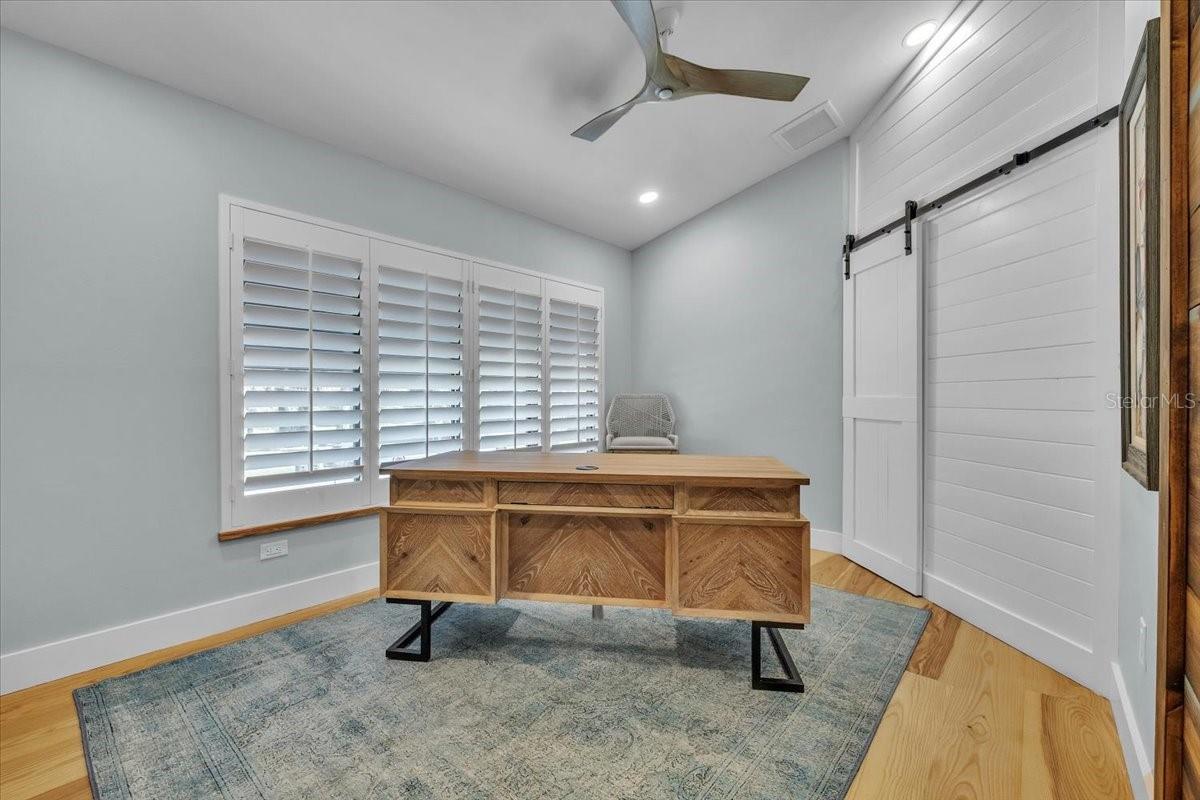 9470 COLONY DR, NORTH FORT MYERS, FL, 33917