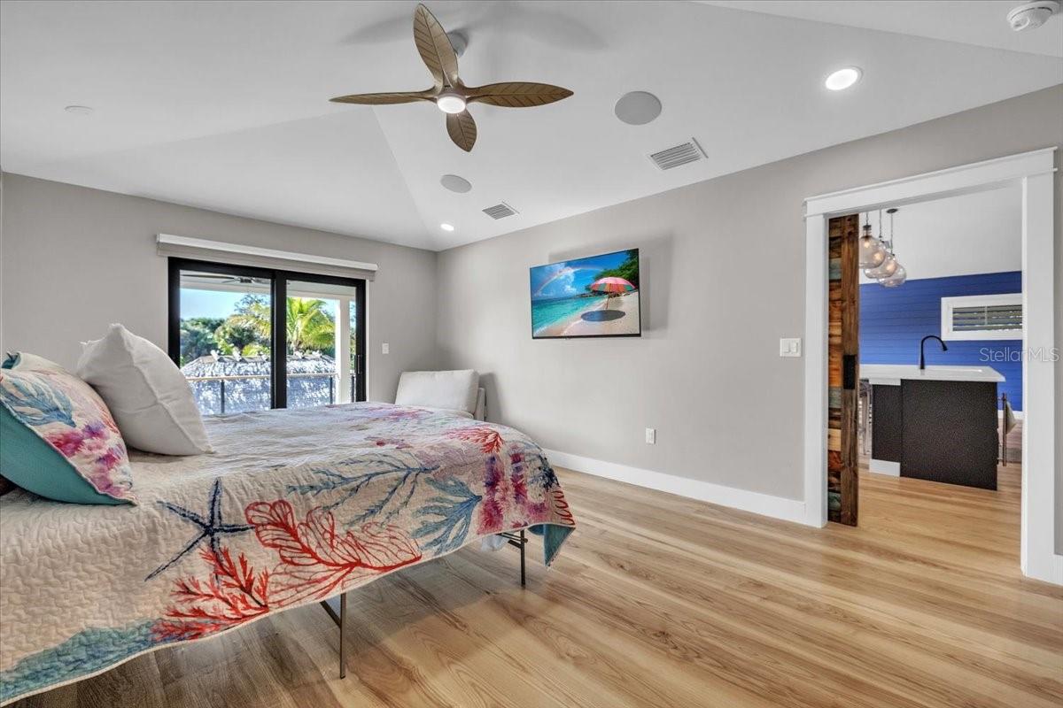 9470 COLONY DR, NORTH FORT MYERS, FL, 33917