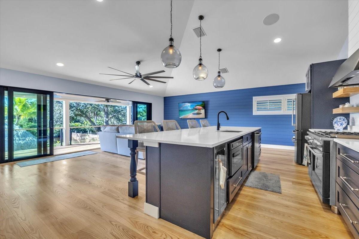 9470 COLONY DR, NORTH FORT MYERS, FL, 33917
