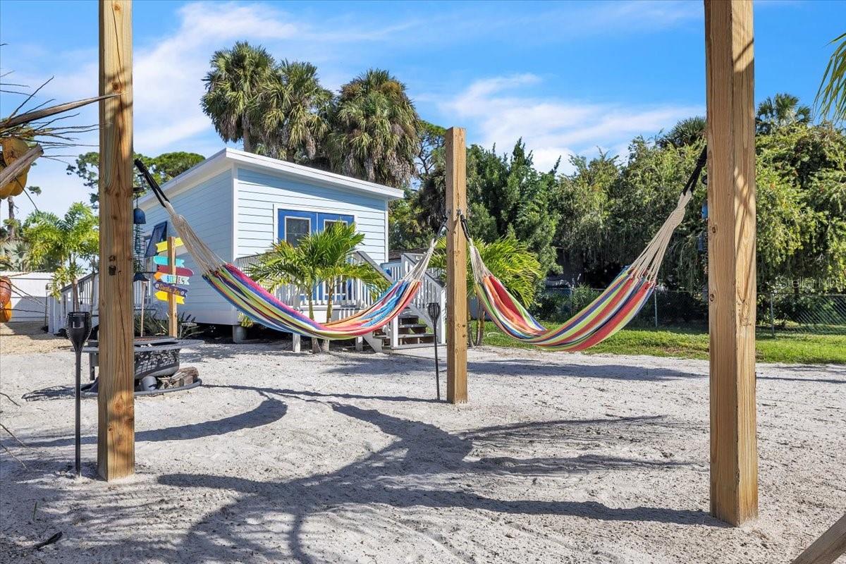 9470 COLONY DR, NORTH FORT MYERS, FL, 33917