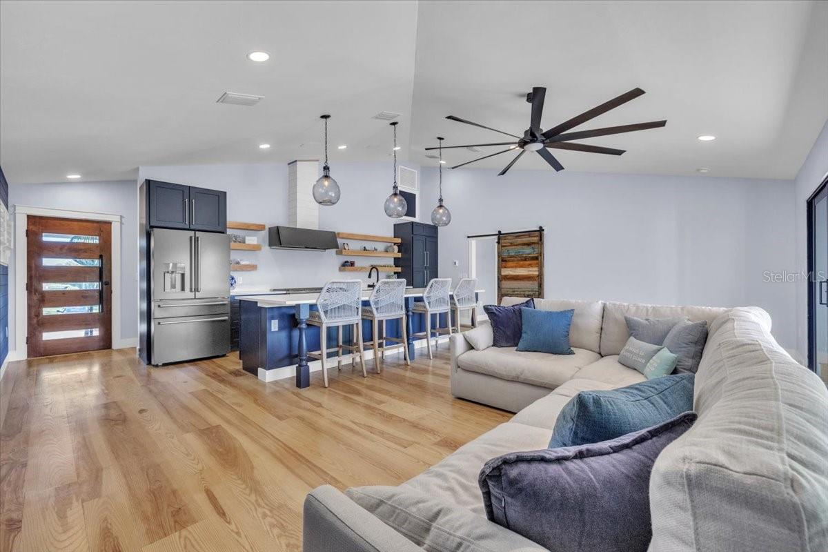 9470 COLONY DR, NORTH FORT MYERS, FL, 33917