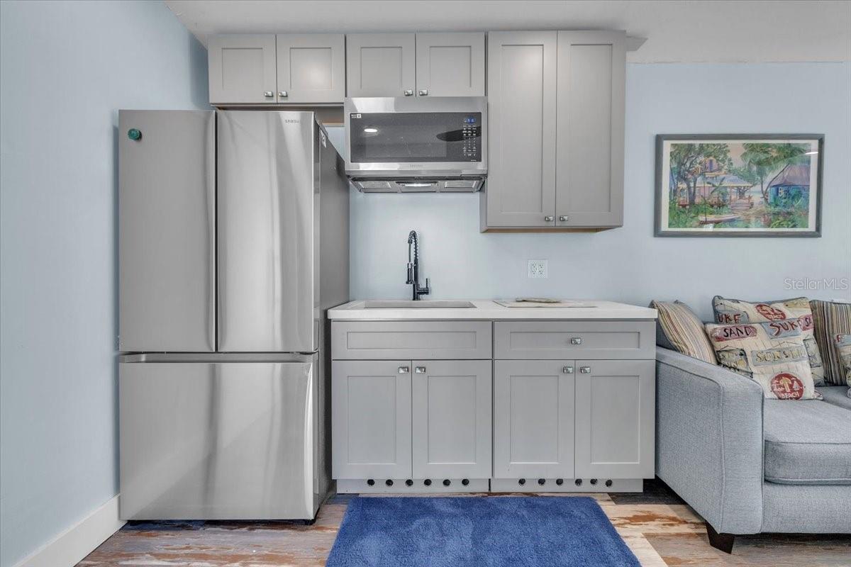 9470 COLONY DR, NORTH FORT MYERS, FL, 33917