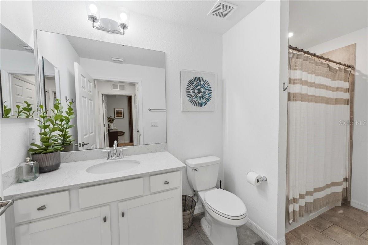 18008 GAWTHROP DR #104, BRADENTON, FL, 34211