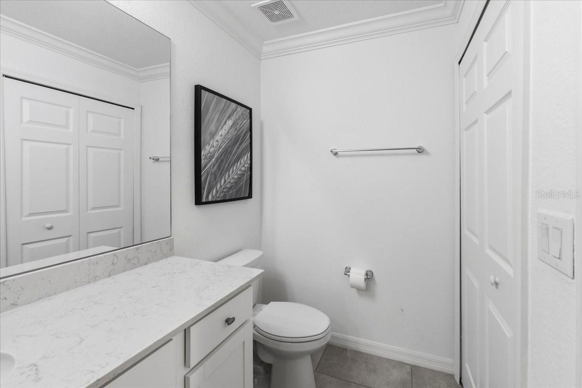 18008 GAWTHROP DR #104, BRADENTON, FL, 34211