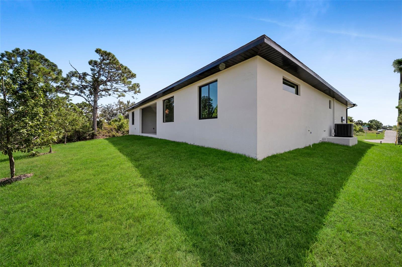 14020 CHESSWOOD LN, PORT CHARLOTTE, FL, 33981