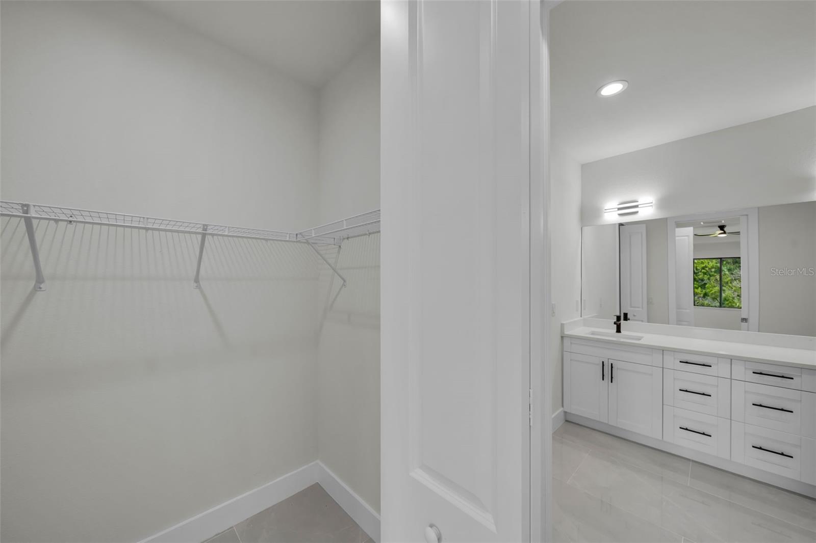 14020 CHESSWOOD LN, PORT CHARLOTTE, FL, 33981