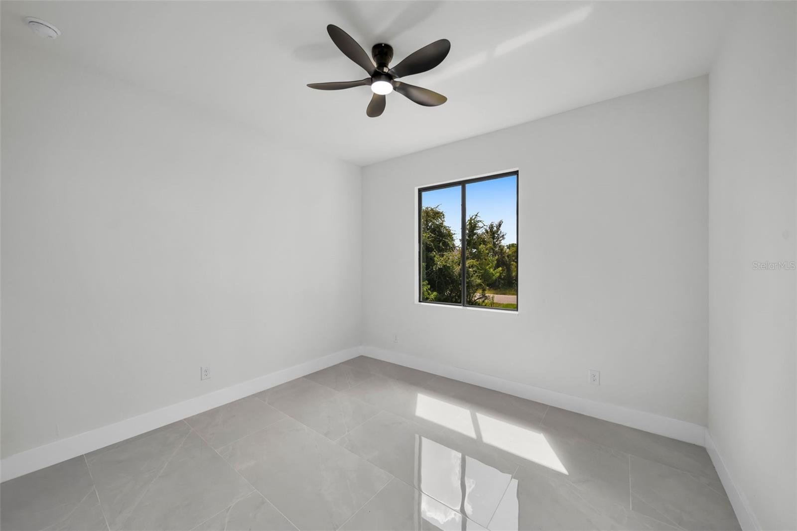 14020 CHESSWOOD LN, PORT CHARLOTTE, FL, 33981