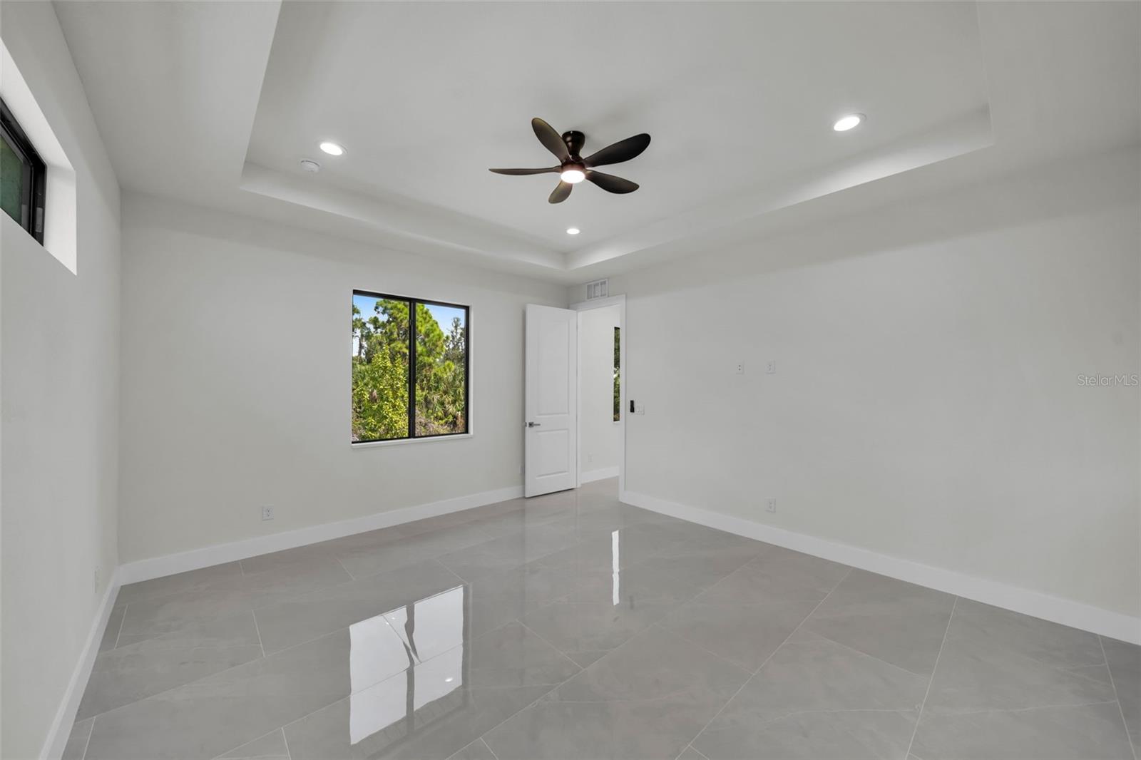 14020 CHESSWOOD LN, PORT CHARLOTTE, FL, 33981