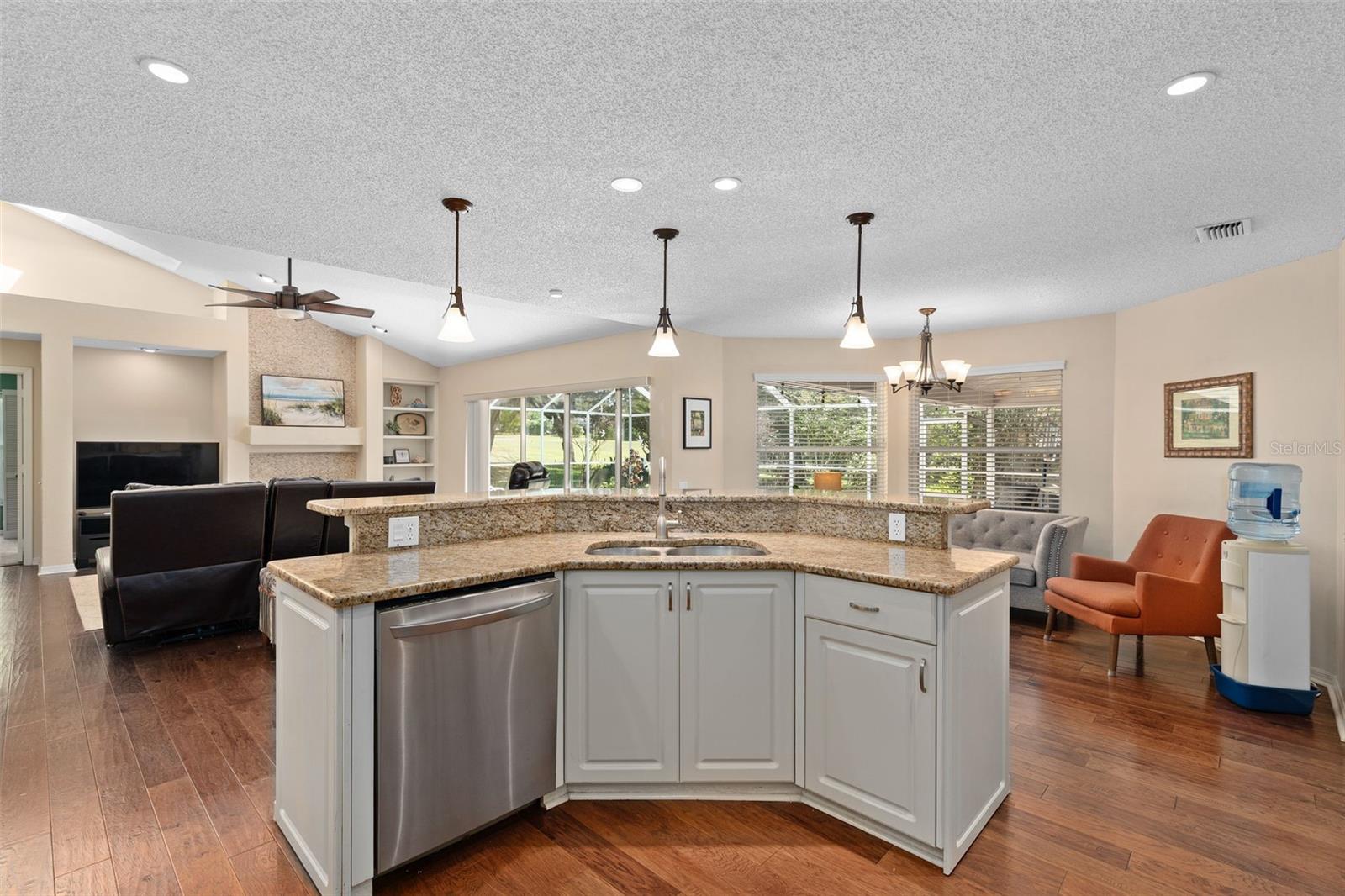 1203 TALL PINE DR, APOPKA, FL, 32712