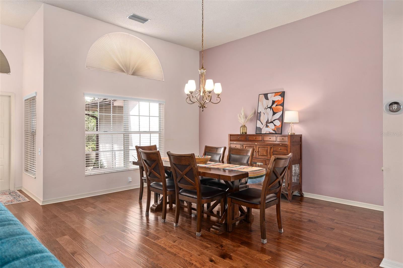 1203 TALL PINE DR, APOPKA, FL, 32712